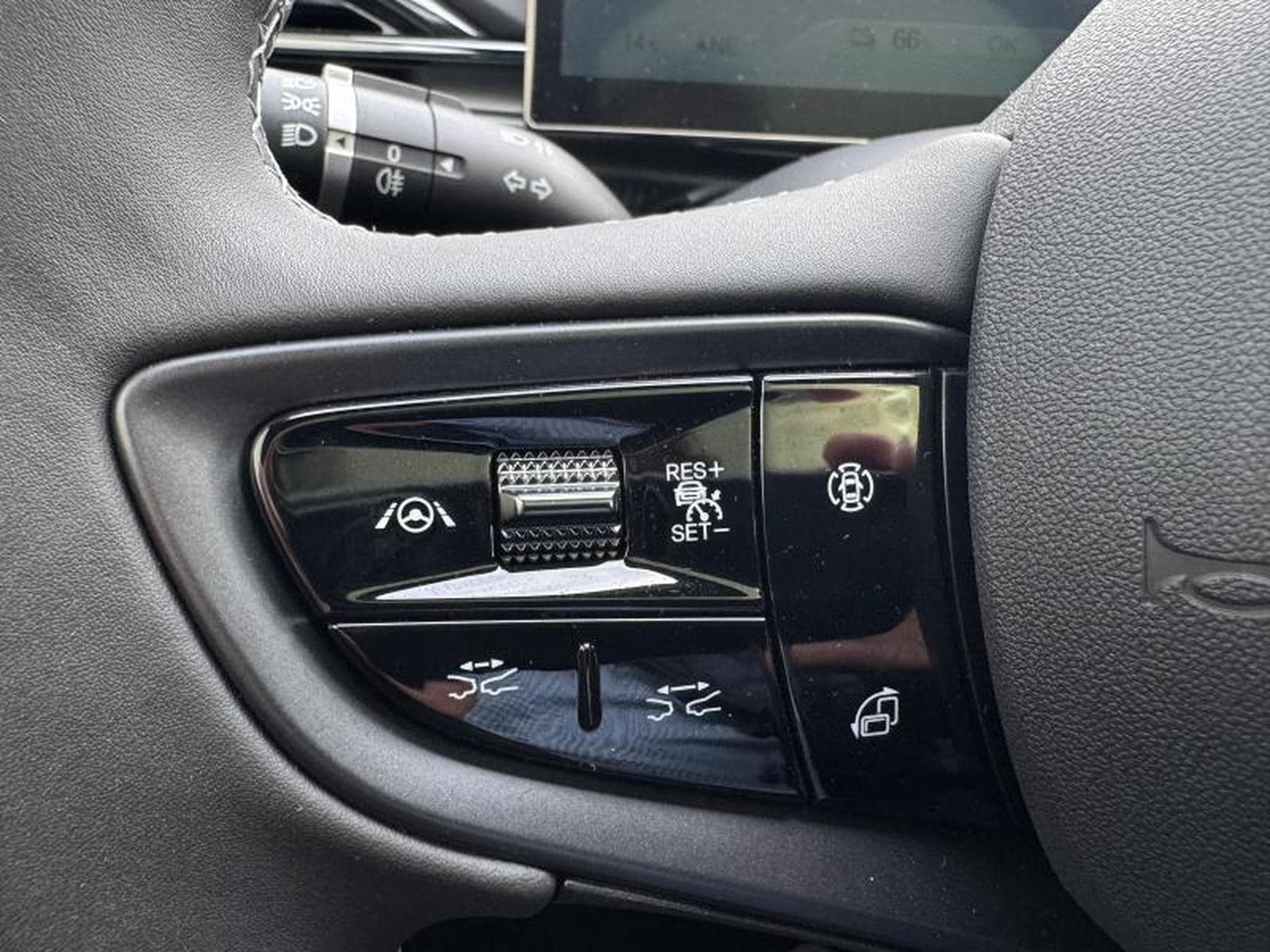 BYD SEAL EXCELLENCE (2025) - Photo 16