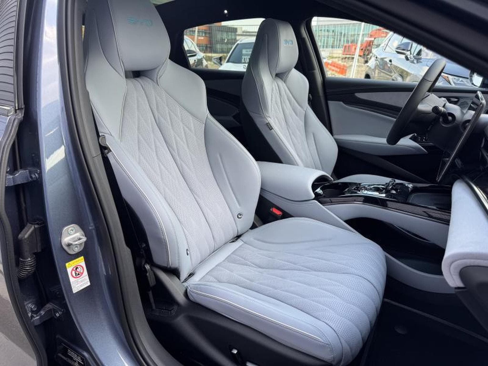 BYD SEAL EXCELLENCE (2025) - Photo 7