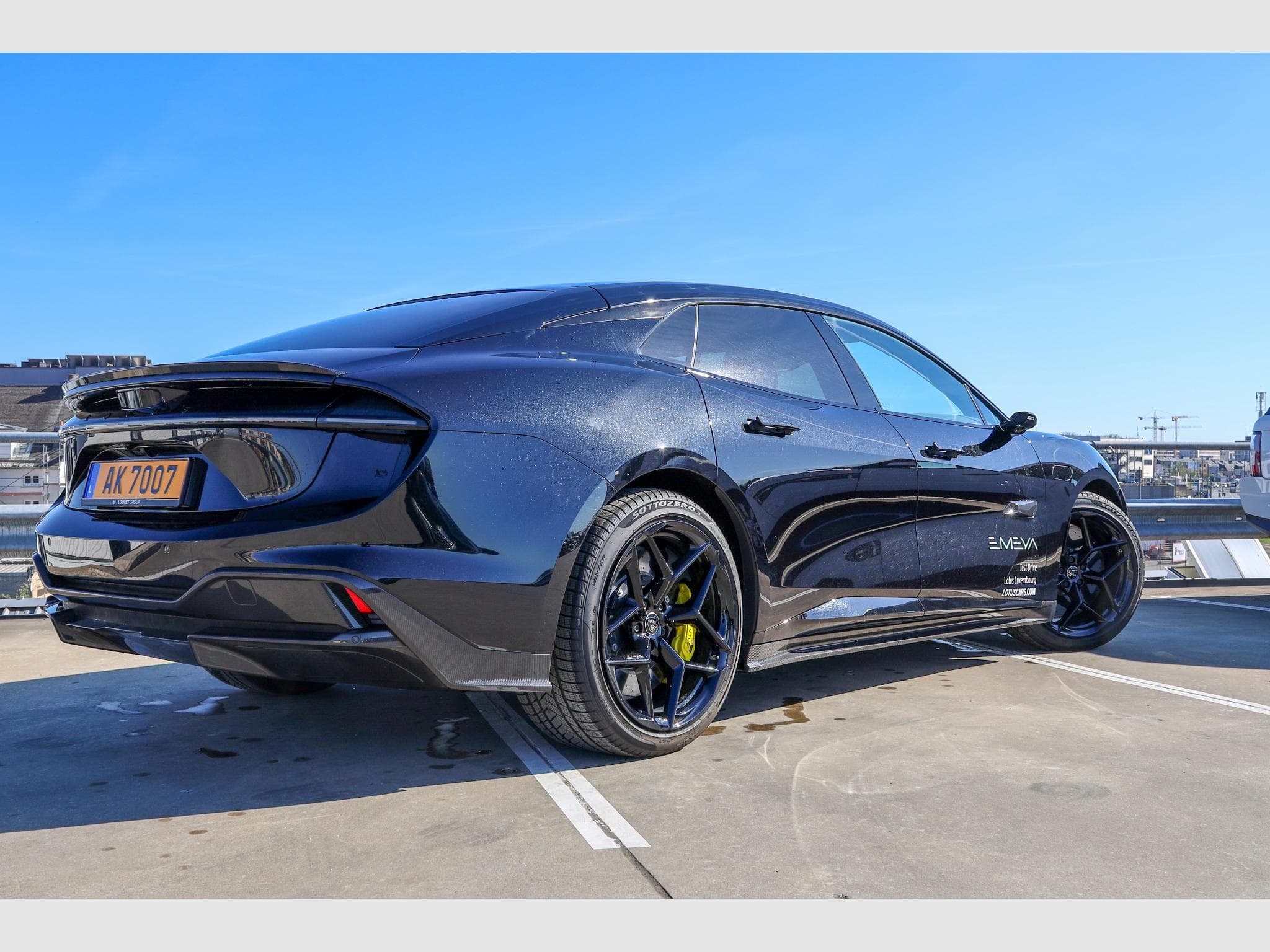 Lotus Emeya R (2024) - Photo 6