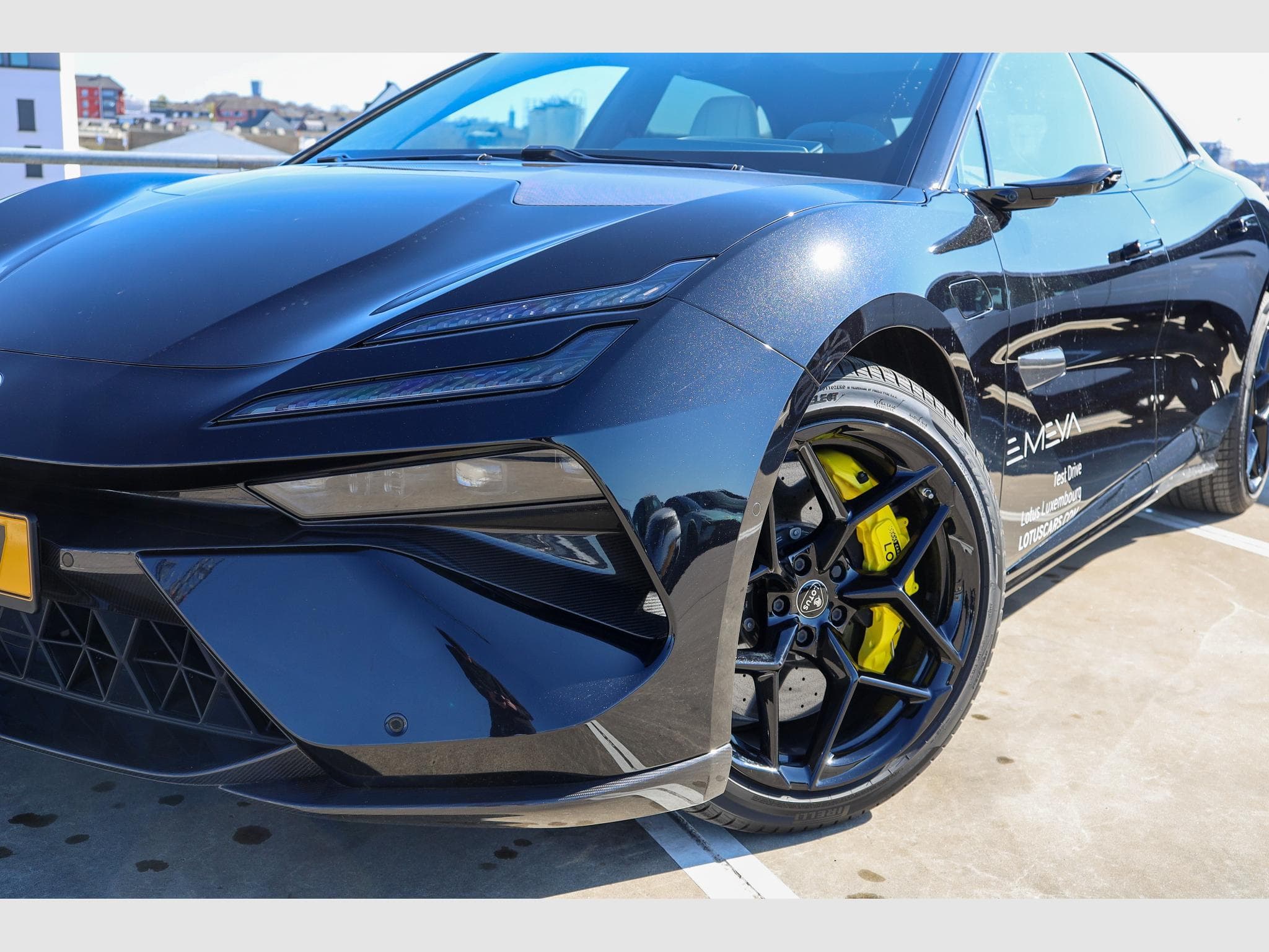 Lotus Emeya R (2024) - Photo 2