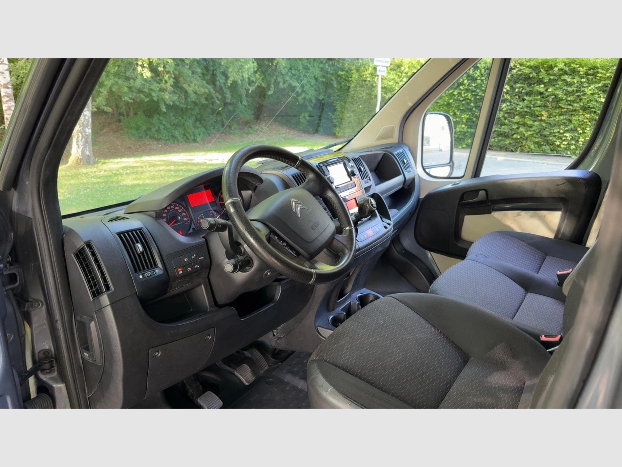 Citroën Jumper 2.0 HDI L3H2 (2017) - Photo 8