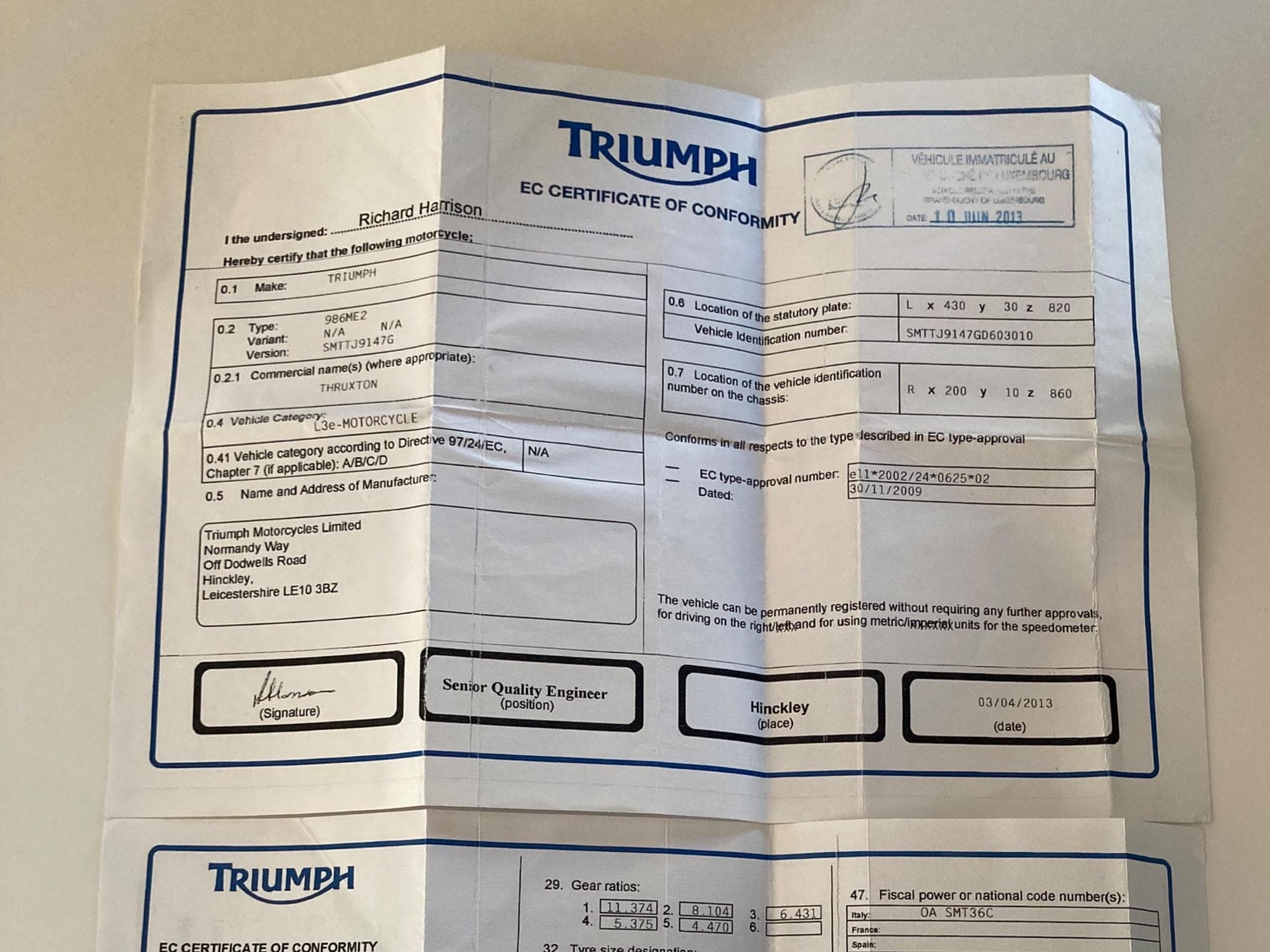 Triumph Thruxton 900 café racer (2013) - Photo 3