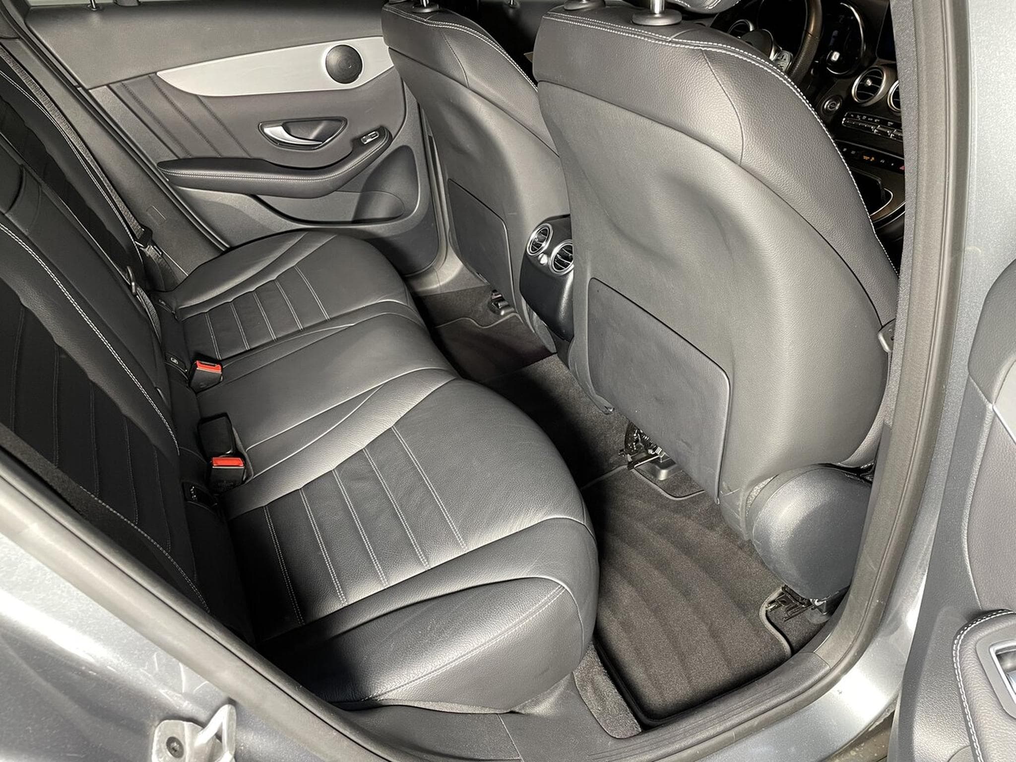 Mercedes GLC 300 COUPE 300 DE 306 CV 4MATIC 9G-DCT AMG LINE GPS AMGLINE (2021) - Foto 14