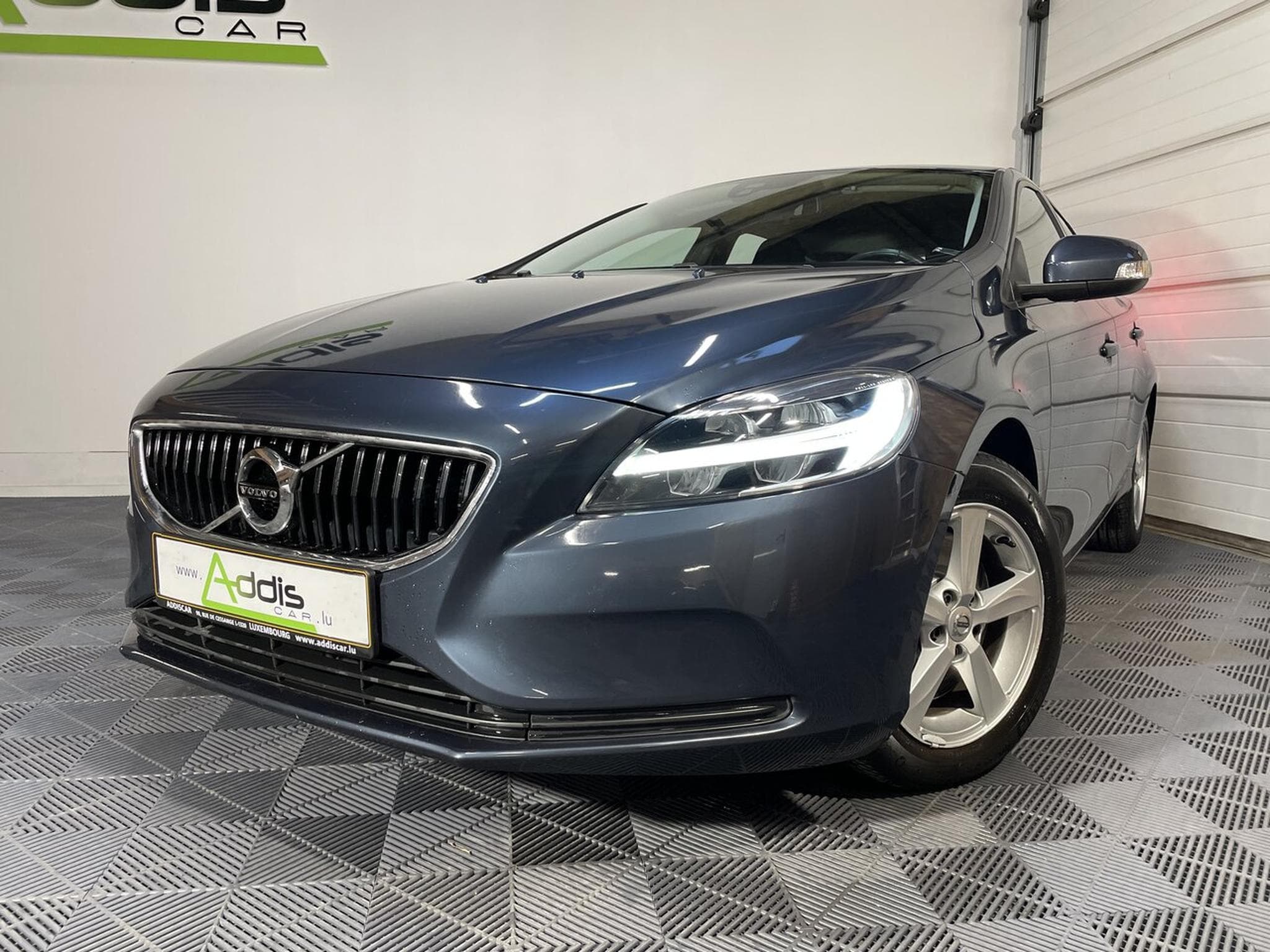 Volvo V40 D2 120 CV GEARTRONIC MOMENTUM GPS (2018) - Photo 11