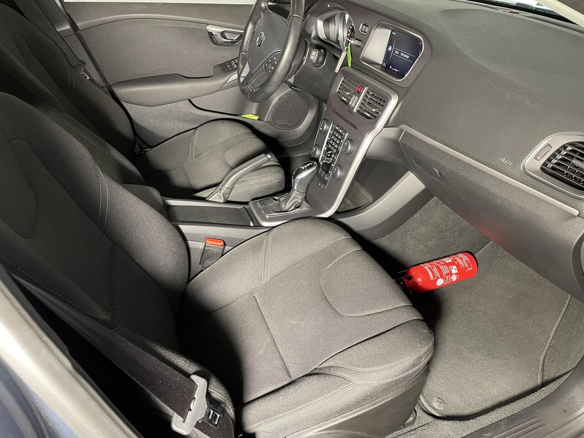 Volvo V40 D2 120 CV GEARTRONIC MOMENTUM GPS (2018) - Photo 7