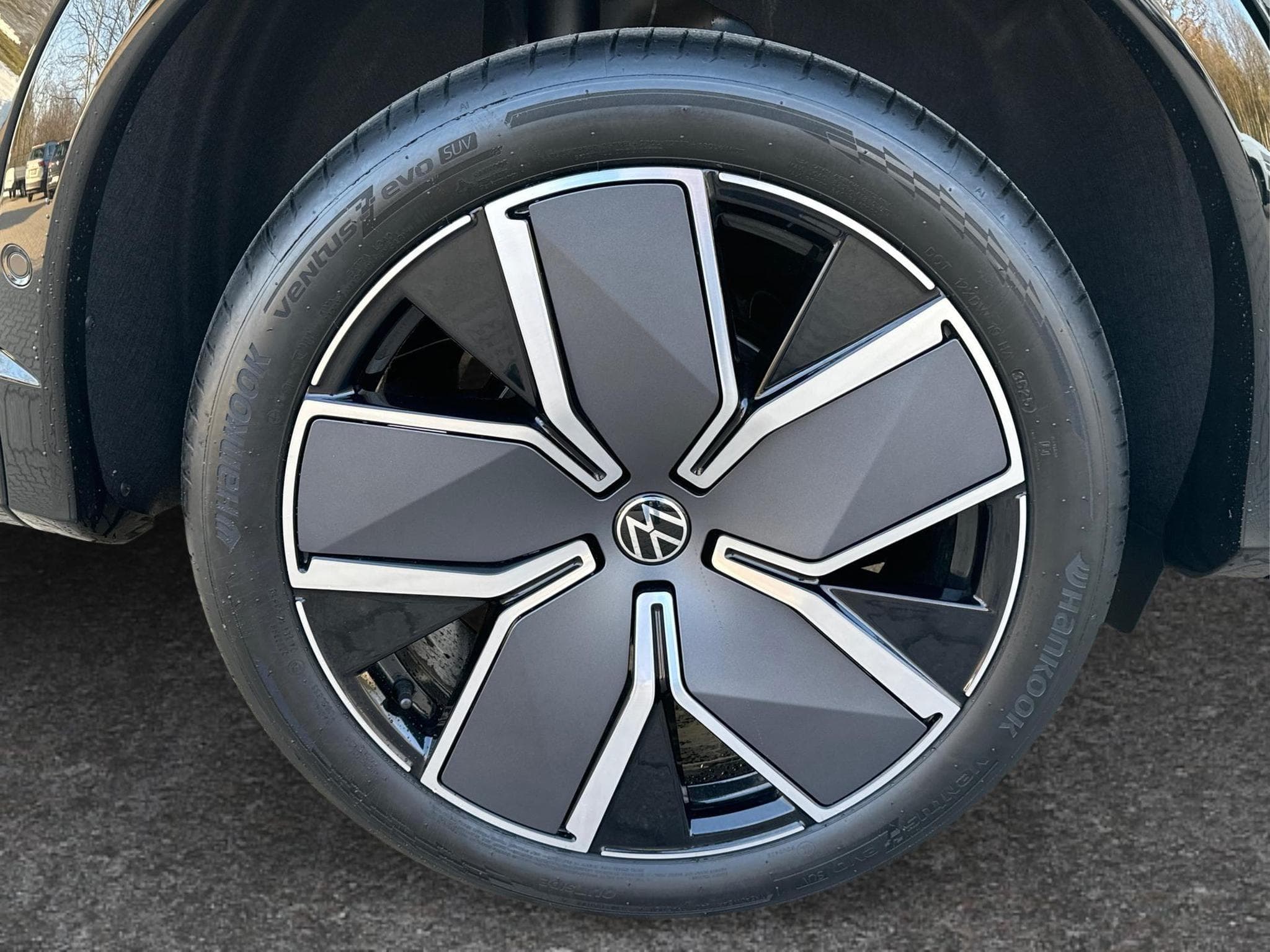 VW Tiguan R-Line Edition (2025) - Photo 12