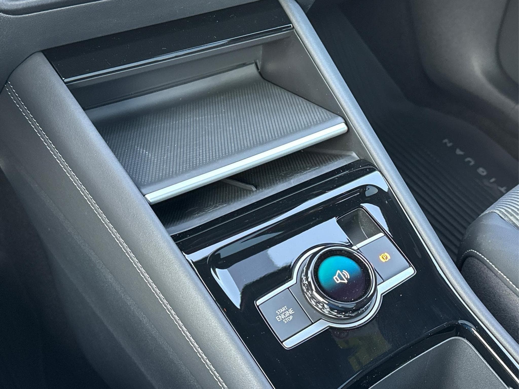 VW Tiguan R-Line Edition (2025) - Photo 23