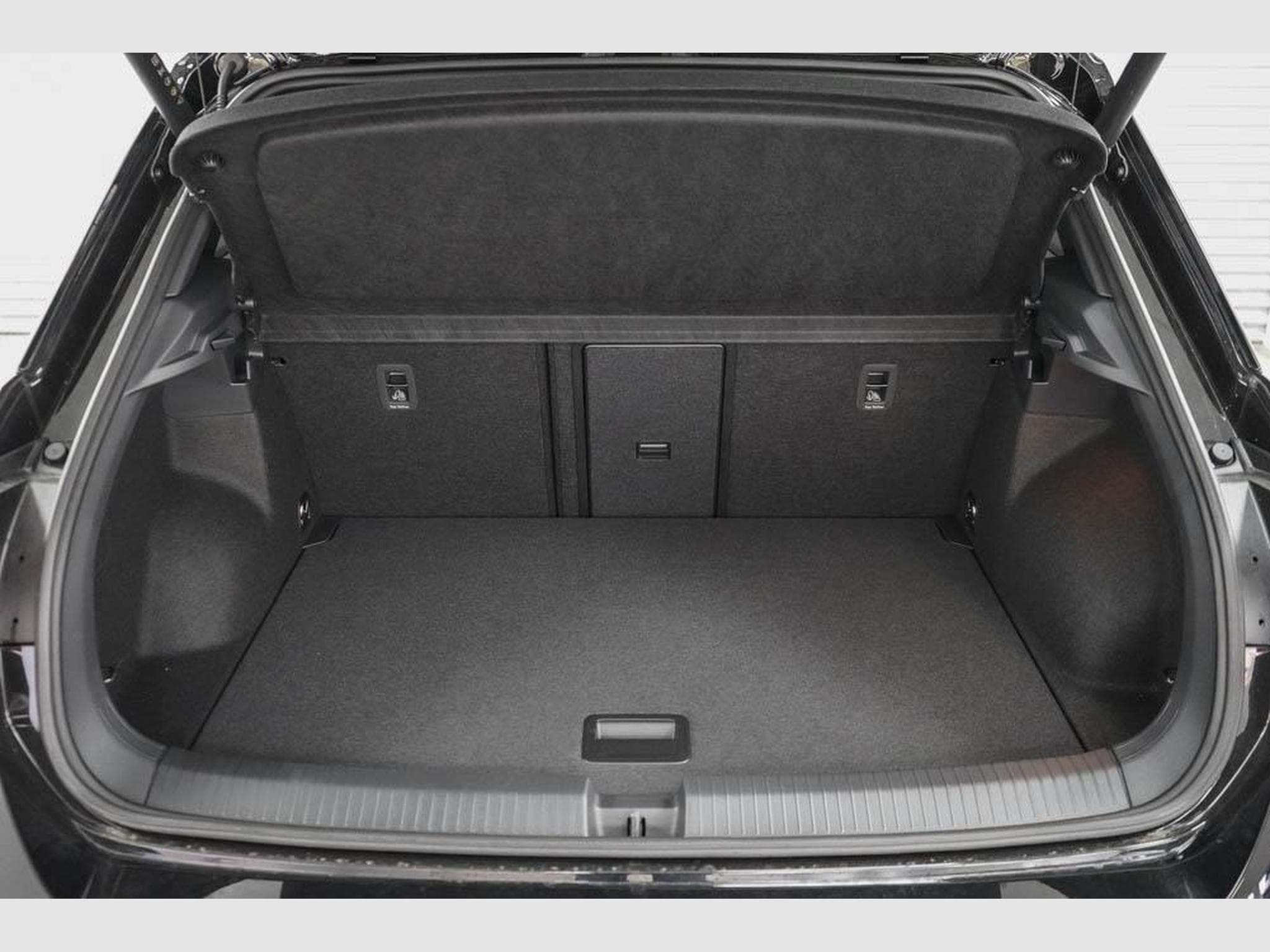 VW T-Roc 1,5 TSI DSG (2025) - Foto 17