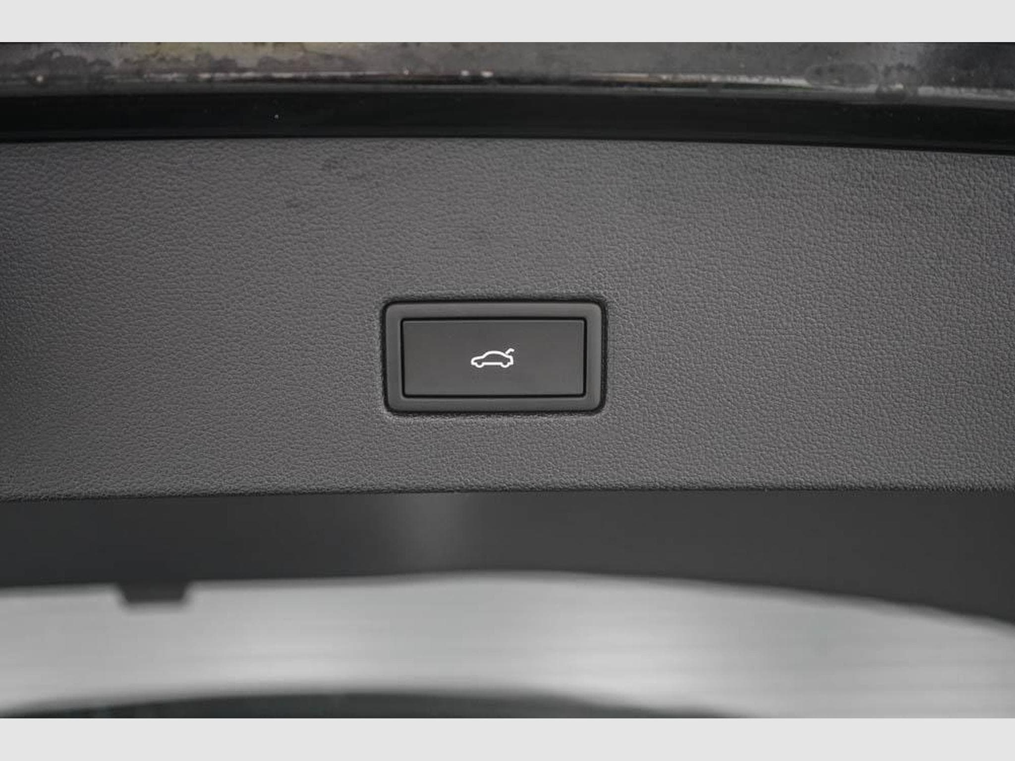 VW T-Roc 1,5 TSI DSG (2025) - Foto 18