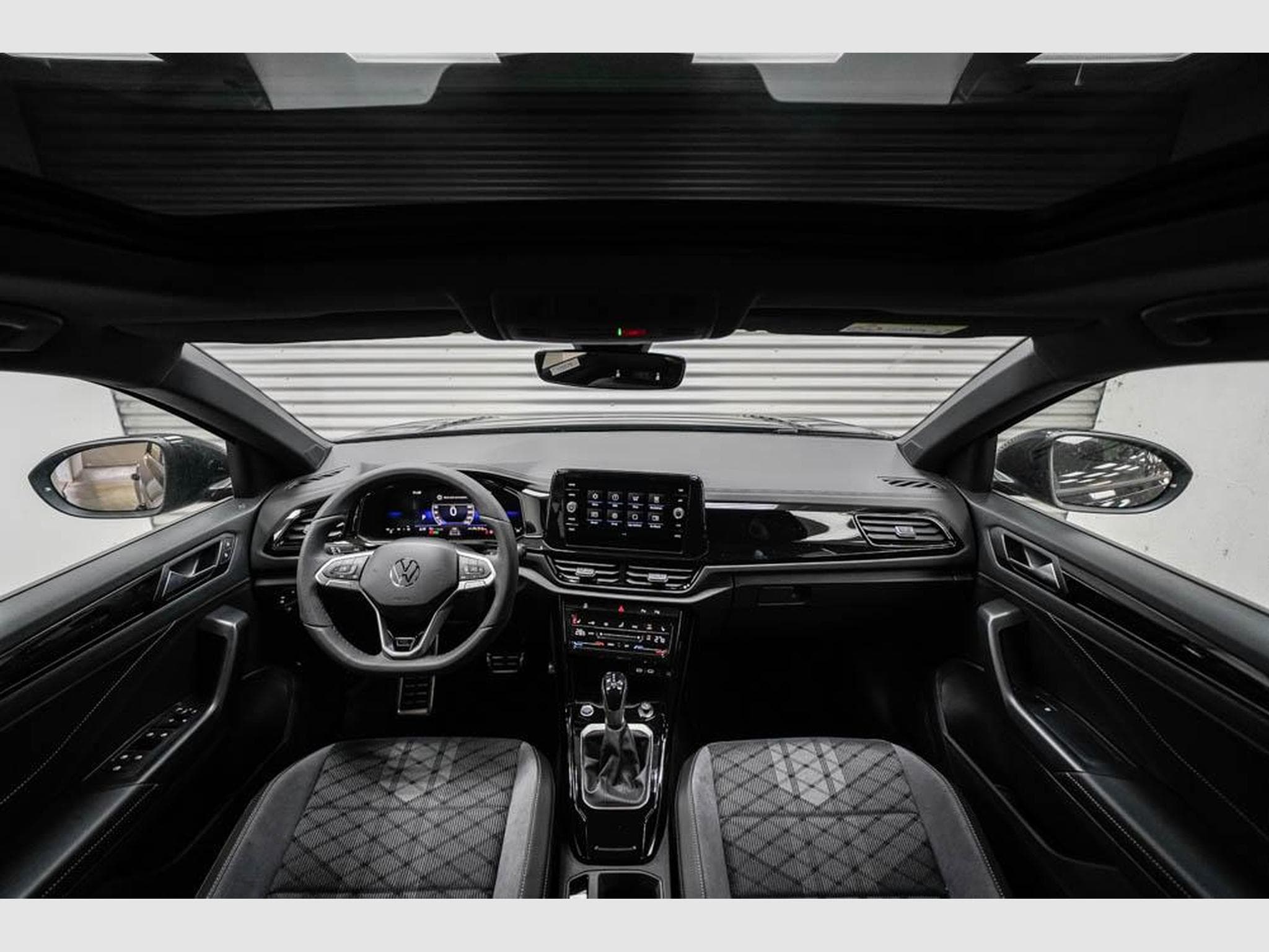 VW T-Roc 1,5 TSI DSG (2025) - Foto 5