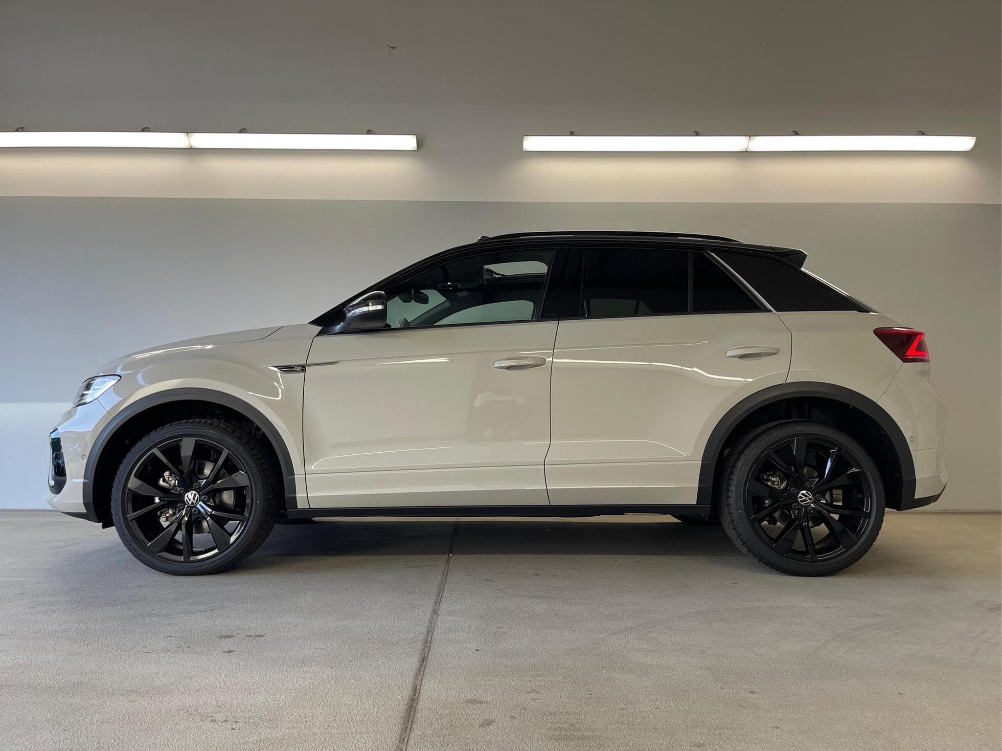 VW T-Roc R-Line (2026) - Foto 3