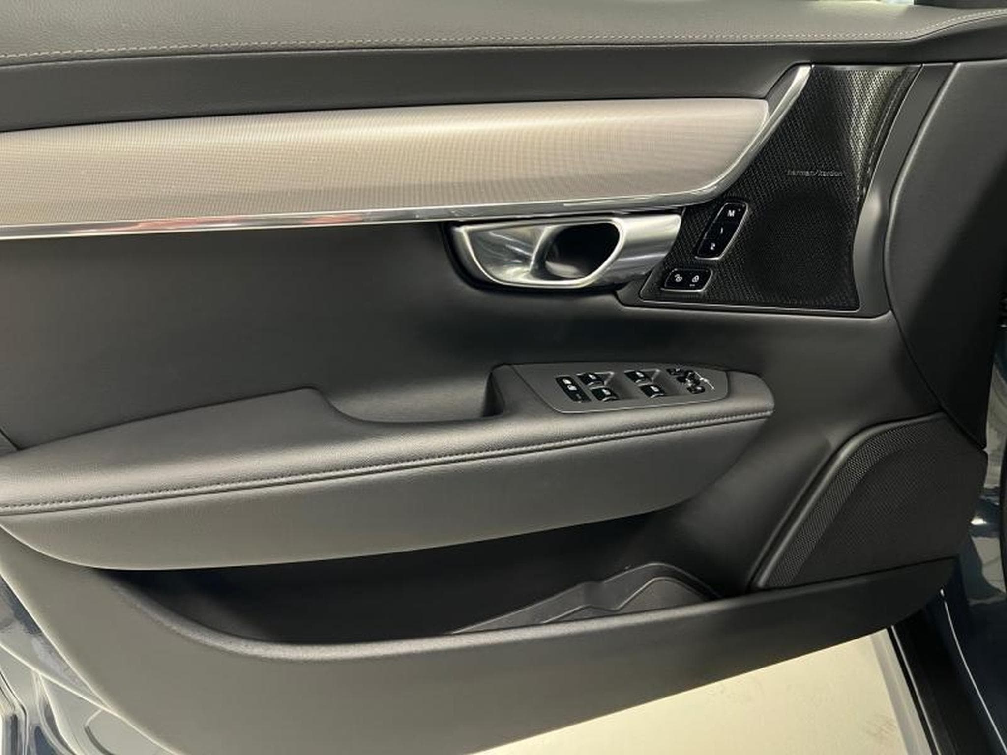 Volvo V90 Ultimate (2023) - Foto 20