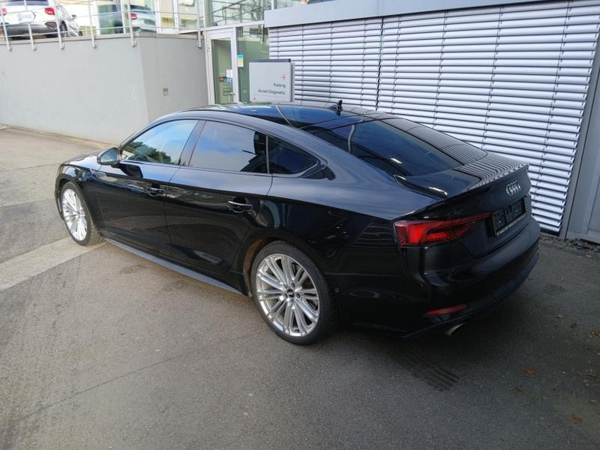 Audi A5 Sportback Sport 2.0 TFSI quattro 6-Gang (2018) - Photo 2