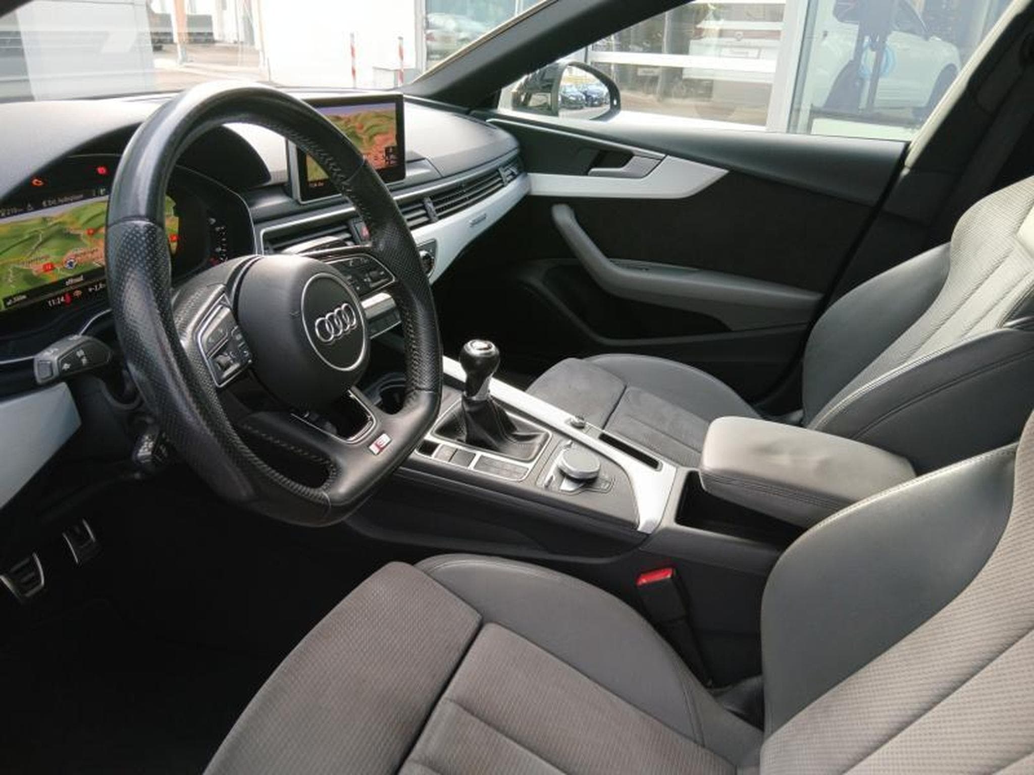 Audi A5 Sportback Sport 2.0 TFSI quattro 6-Gang (2018) - Photo 9