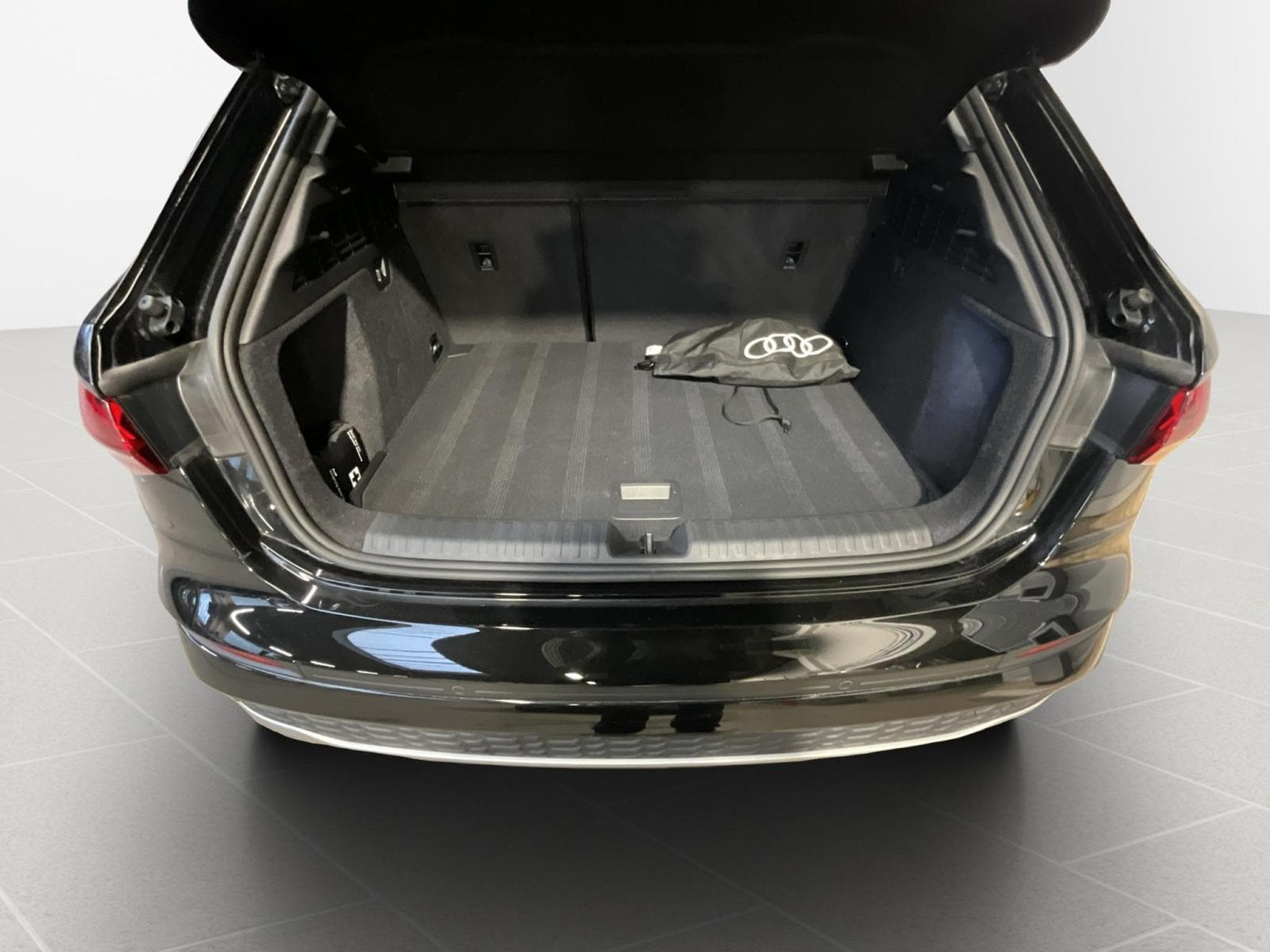 Audi A3 SB+Advanced+40TFSIe+S-Tronic (2025) - Photo 17