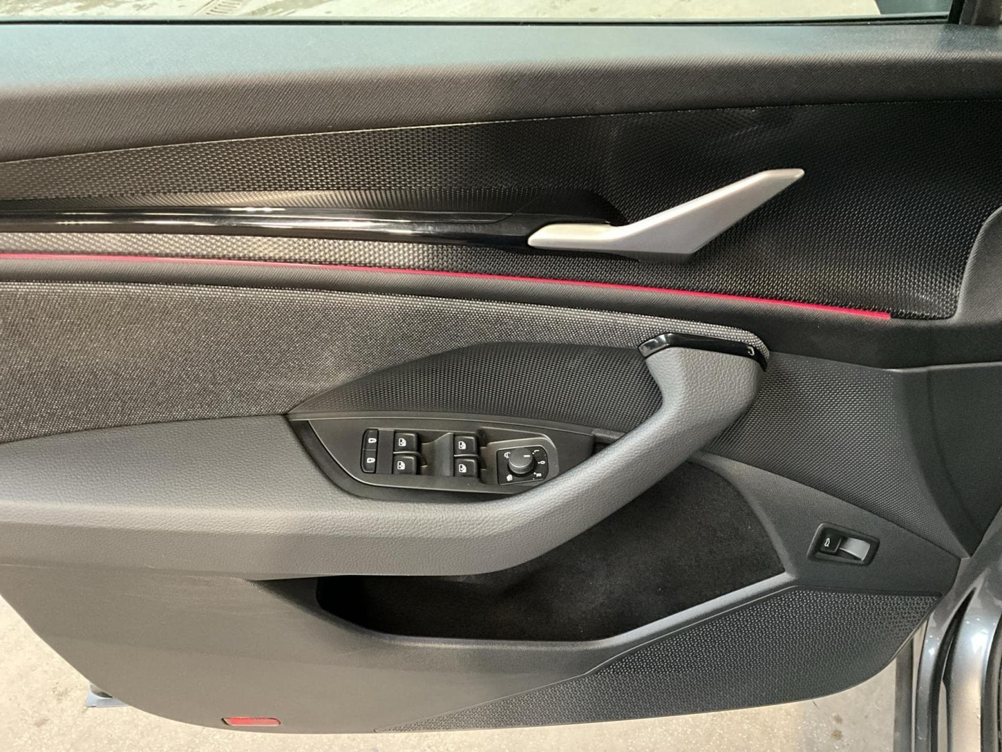 Skoda Kodiaq Selection+DSG+LED+AHK+NAVI (2024) - Photo 14