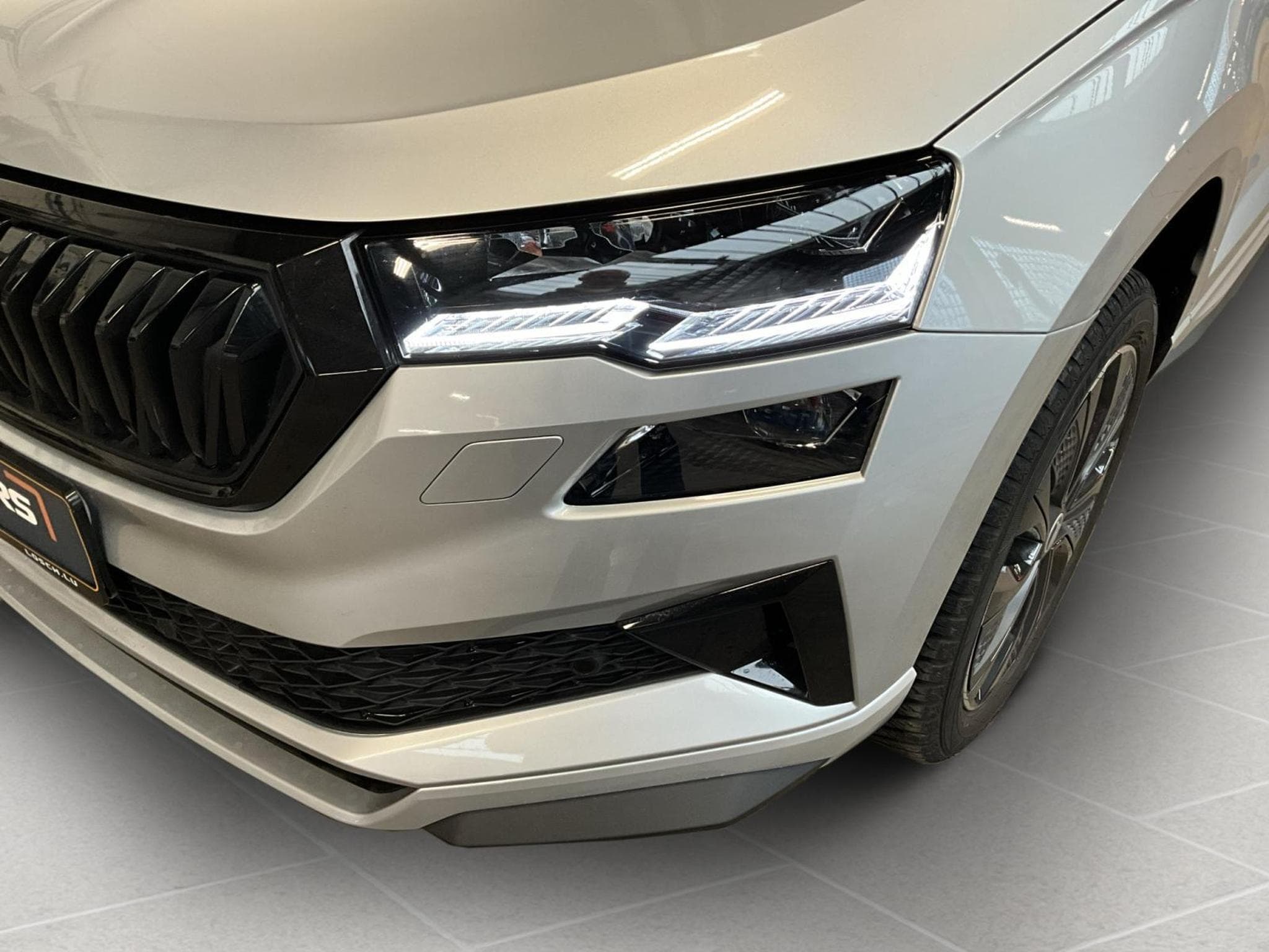 Skoda Karoq Sportline+DSG+Navi+LED (2025) - Foto 17