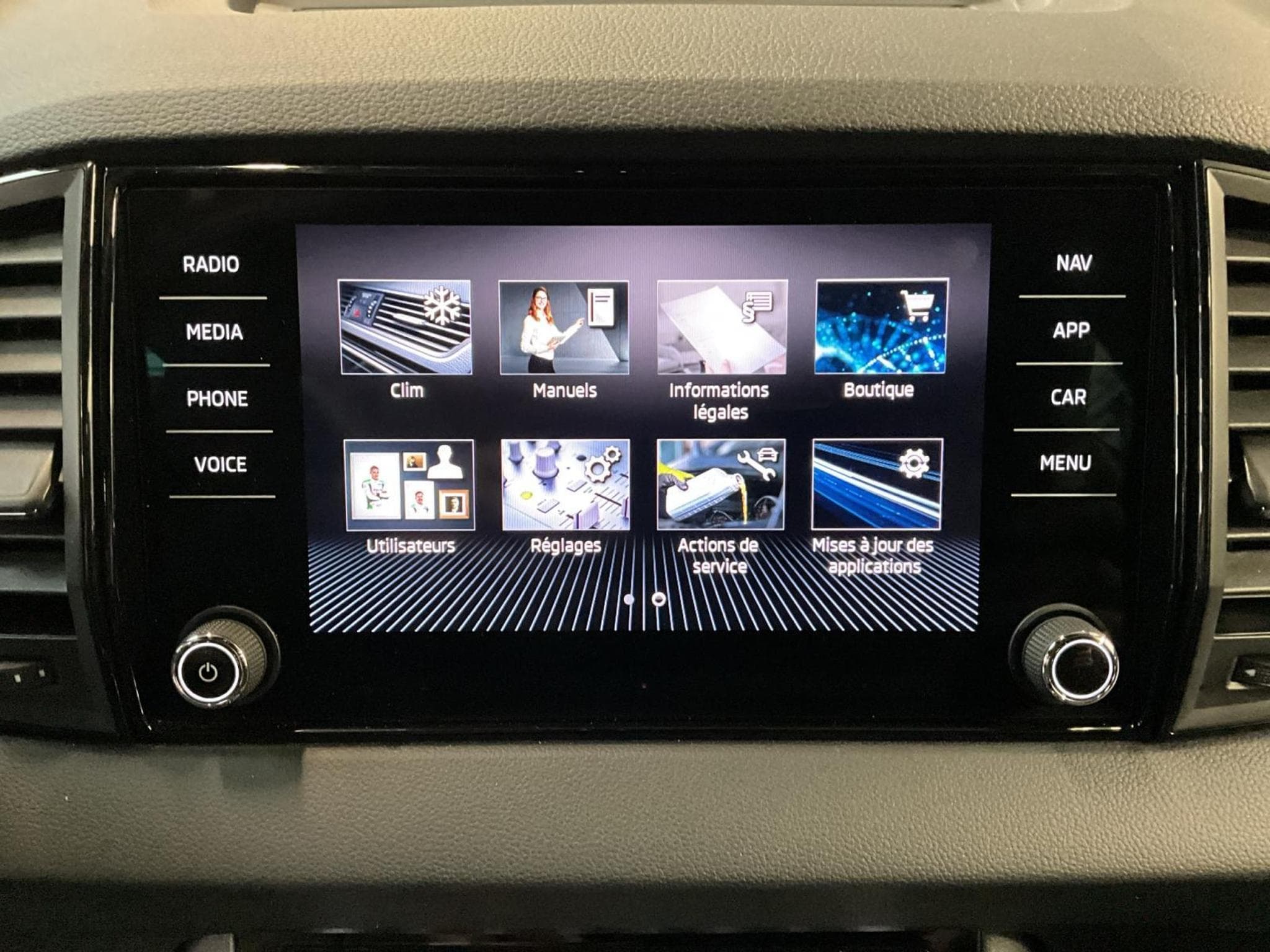 Skoda Karoq Sportline+DSG+Navi+LED (2025) - Foto 19