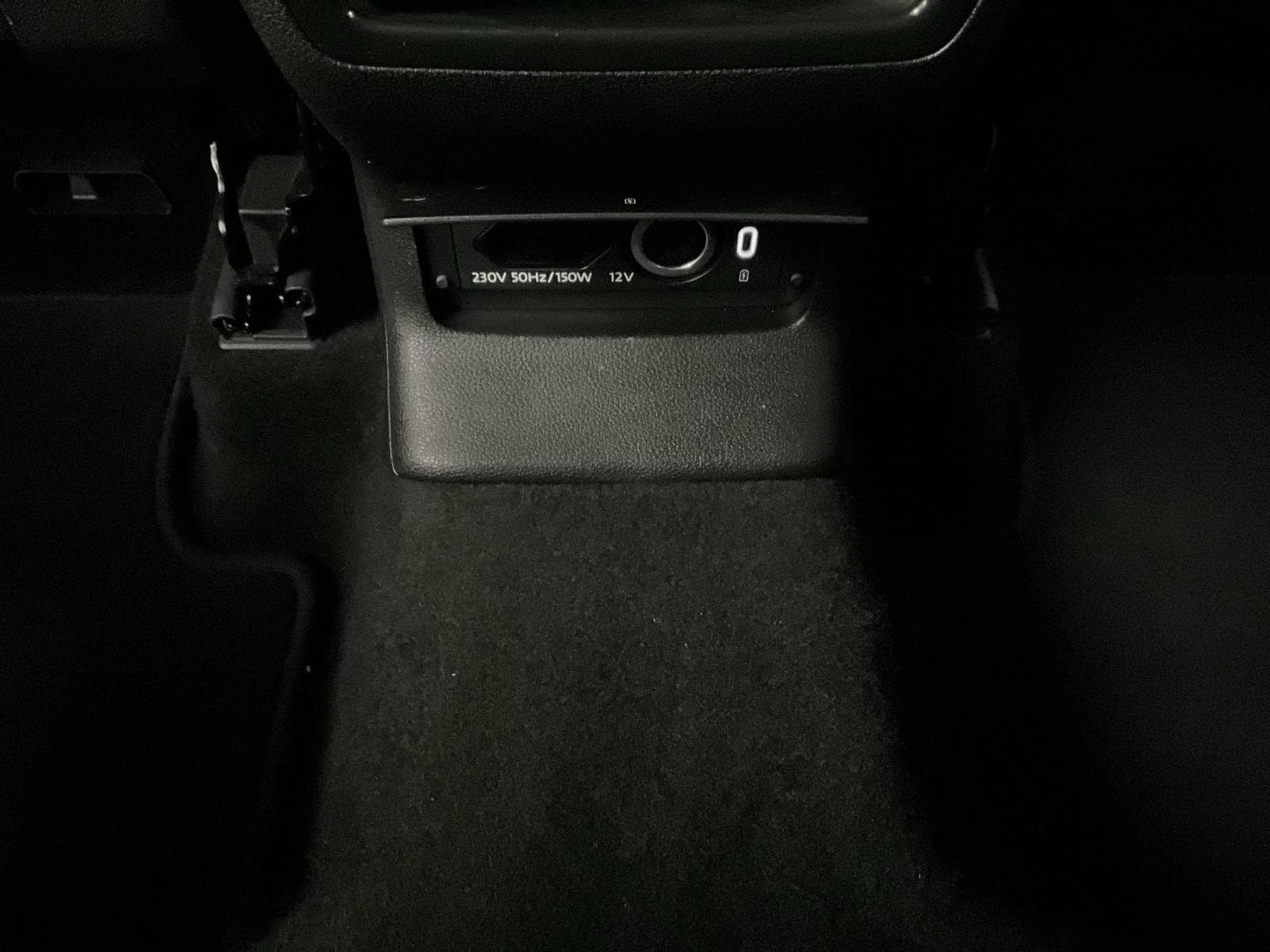 Skoda Karoq Sportline+DSG+Navi+LED (2025) - Foto 21