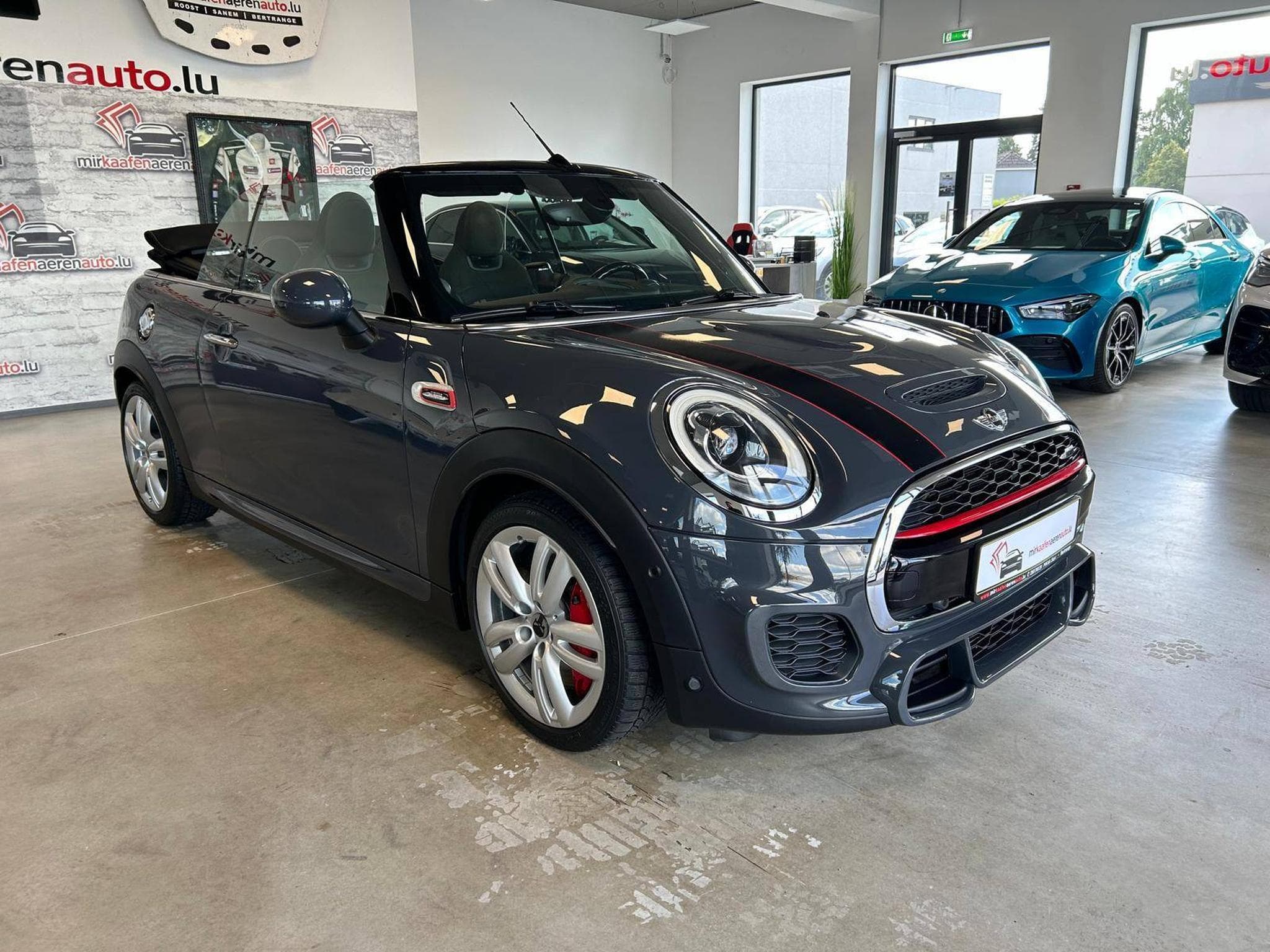 Mini Cabrio Cooper John Cooper Works (2017) - Foto 2