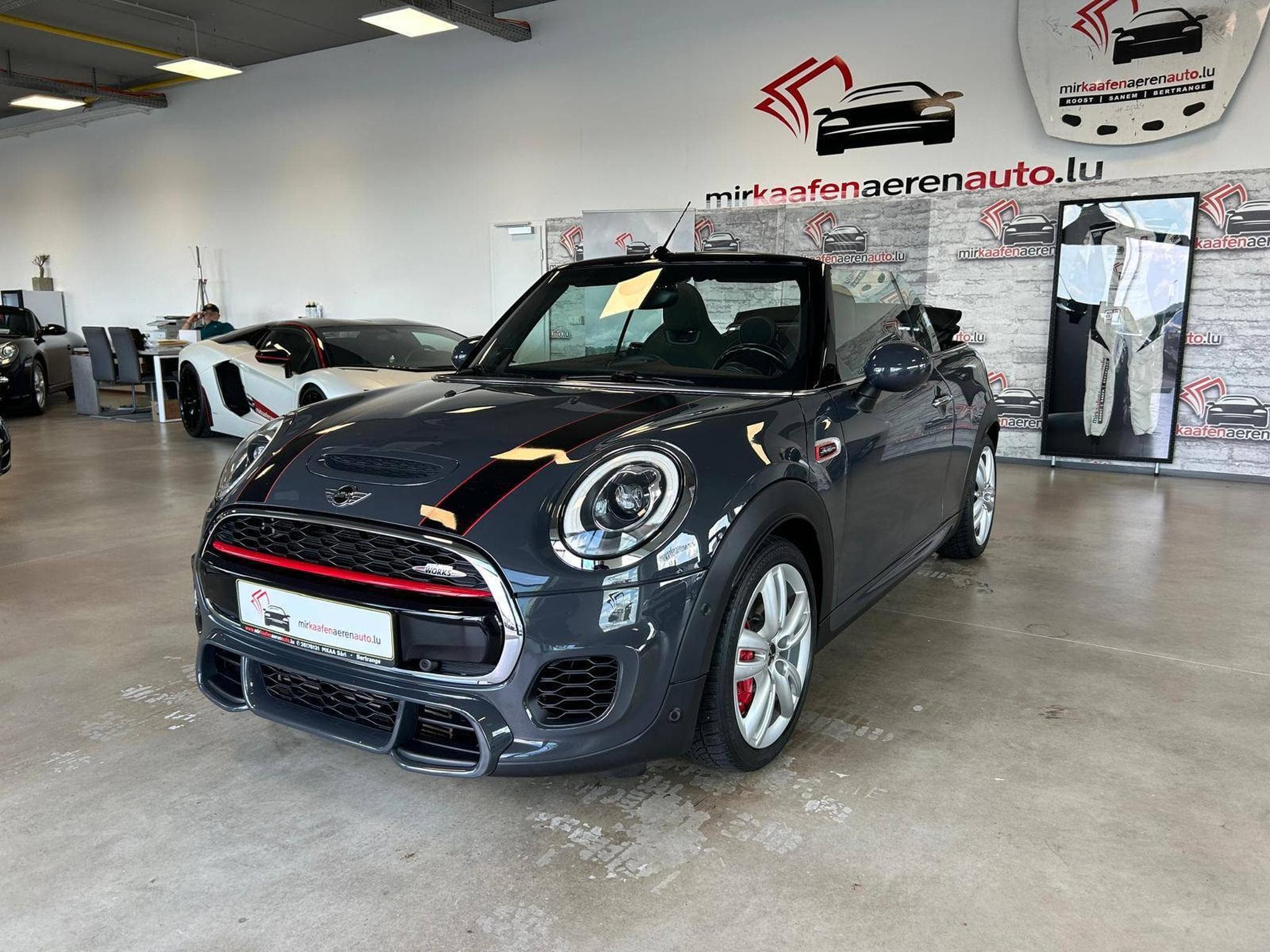 Mini Cabrio Cooper John Cooper Works (2017) - Foto 6