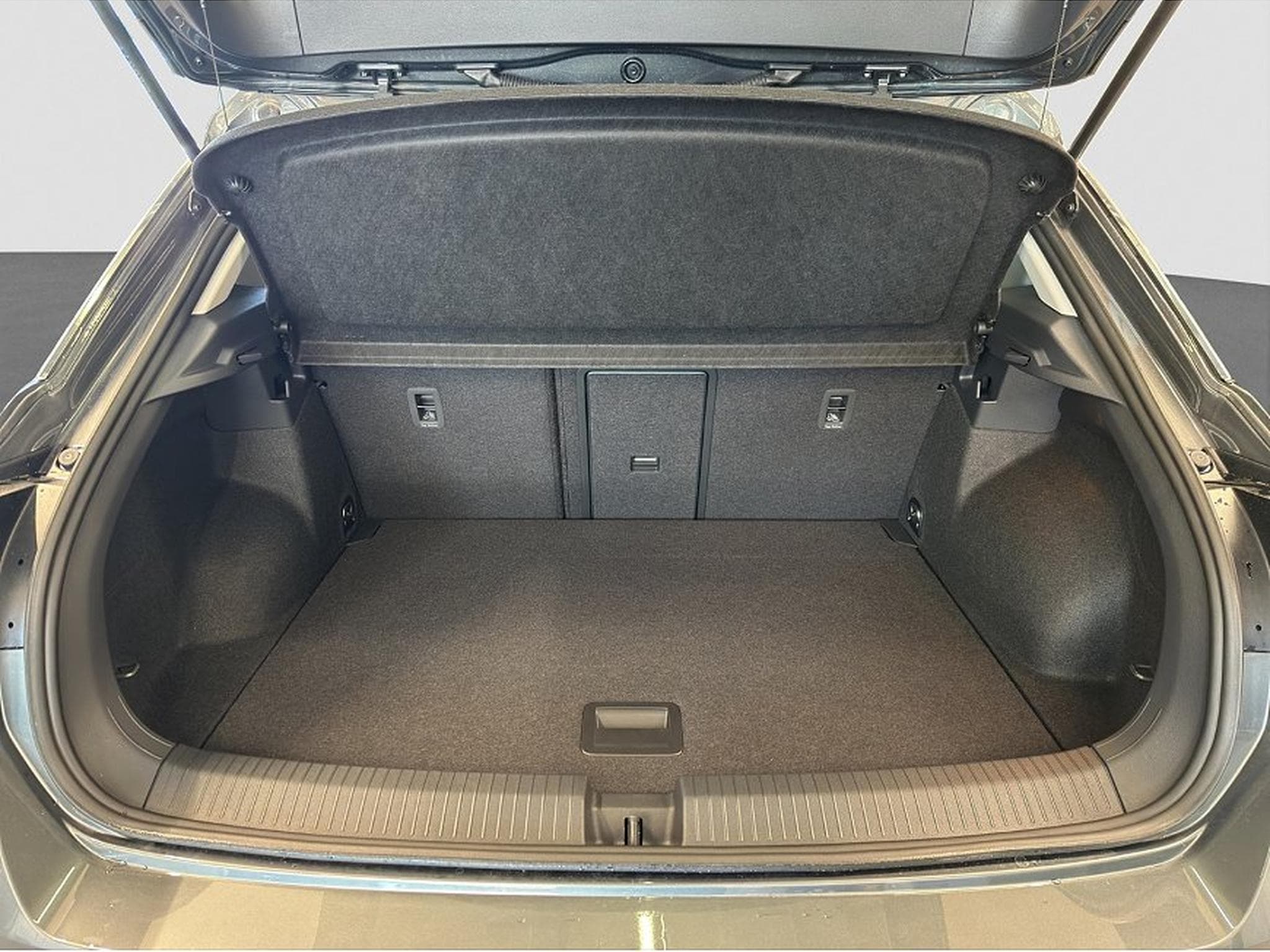 VW T-Roc (2025) - Foto 18