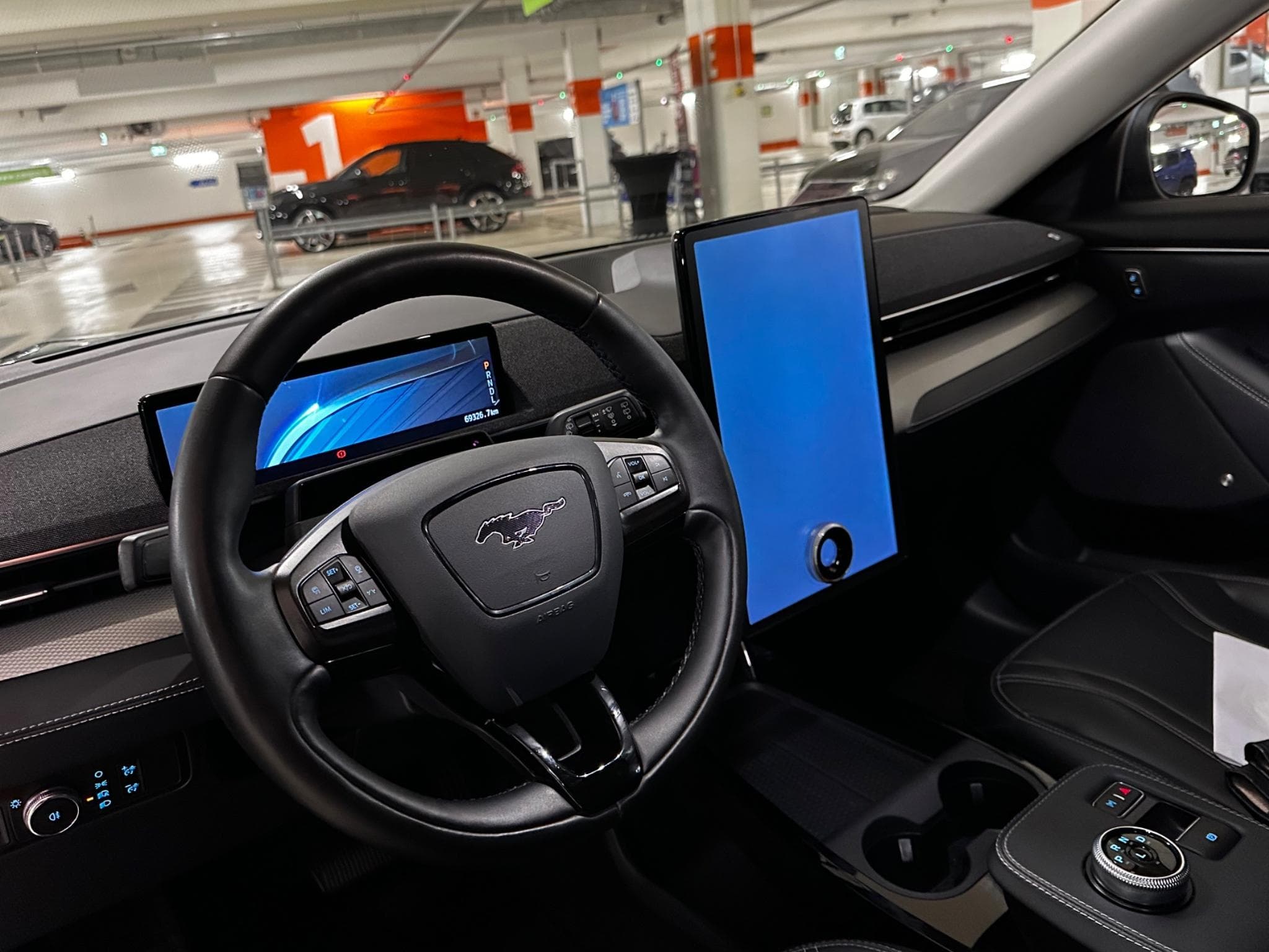 Ford Mustang Mach-E First Edition, 99 kWh, B&O, cuir, 360 (2021) - Photo 7