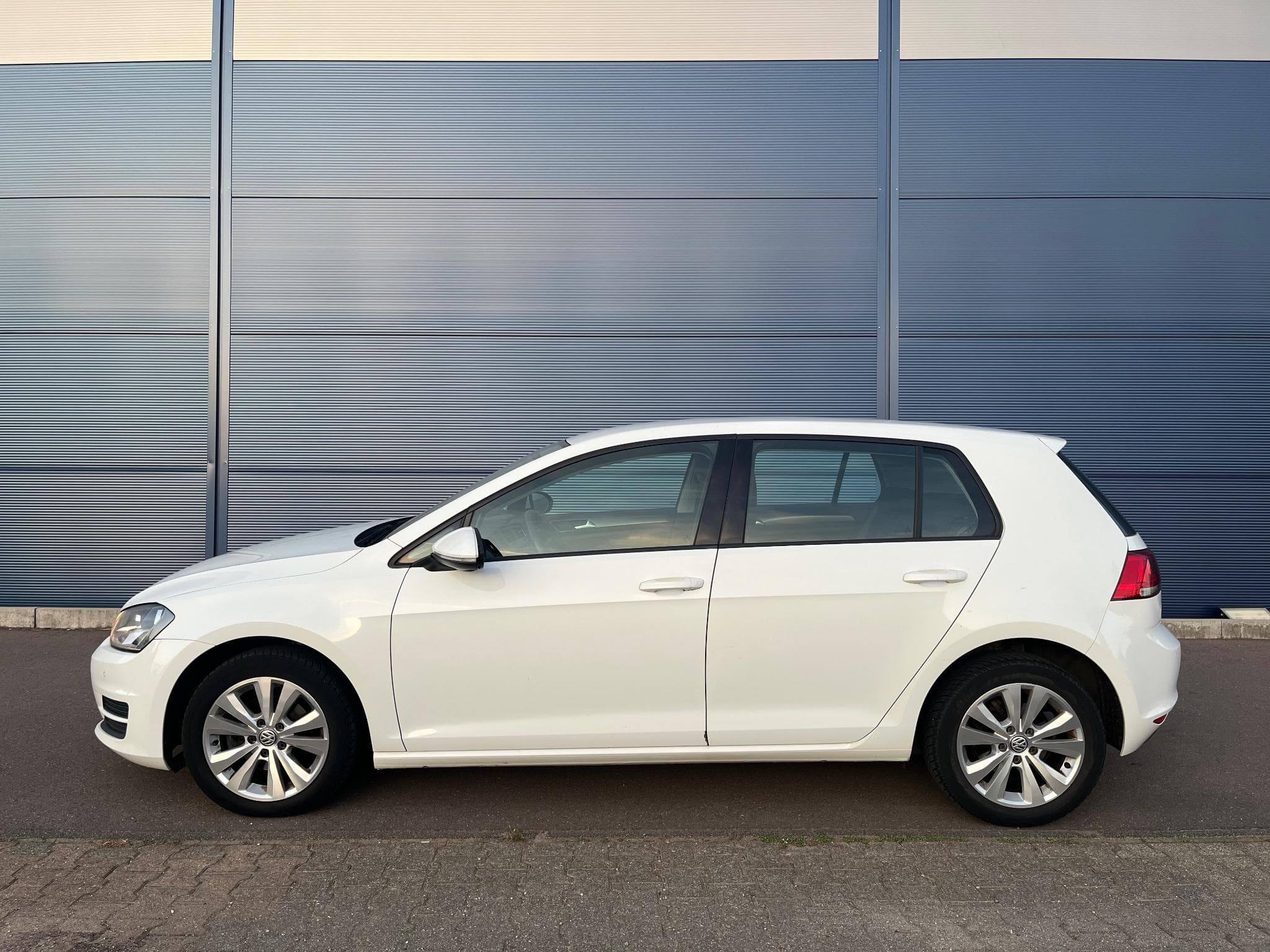 VW Golf 1.6 Tdi Dsg (2014) - Photo 4