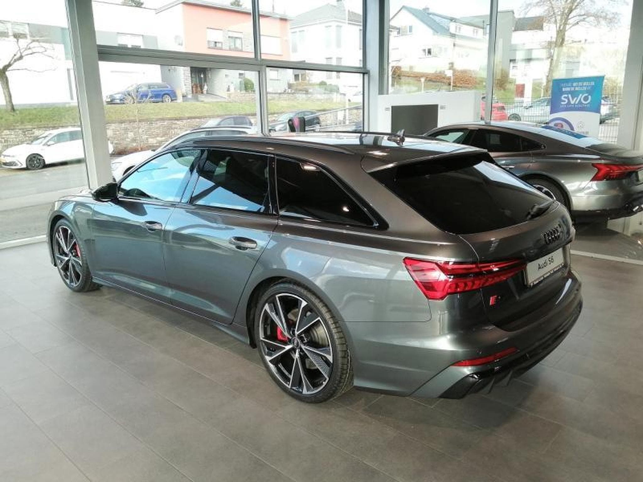 Audi S6 Avant TDI quattro tiptronic (2024) - Photo 2