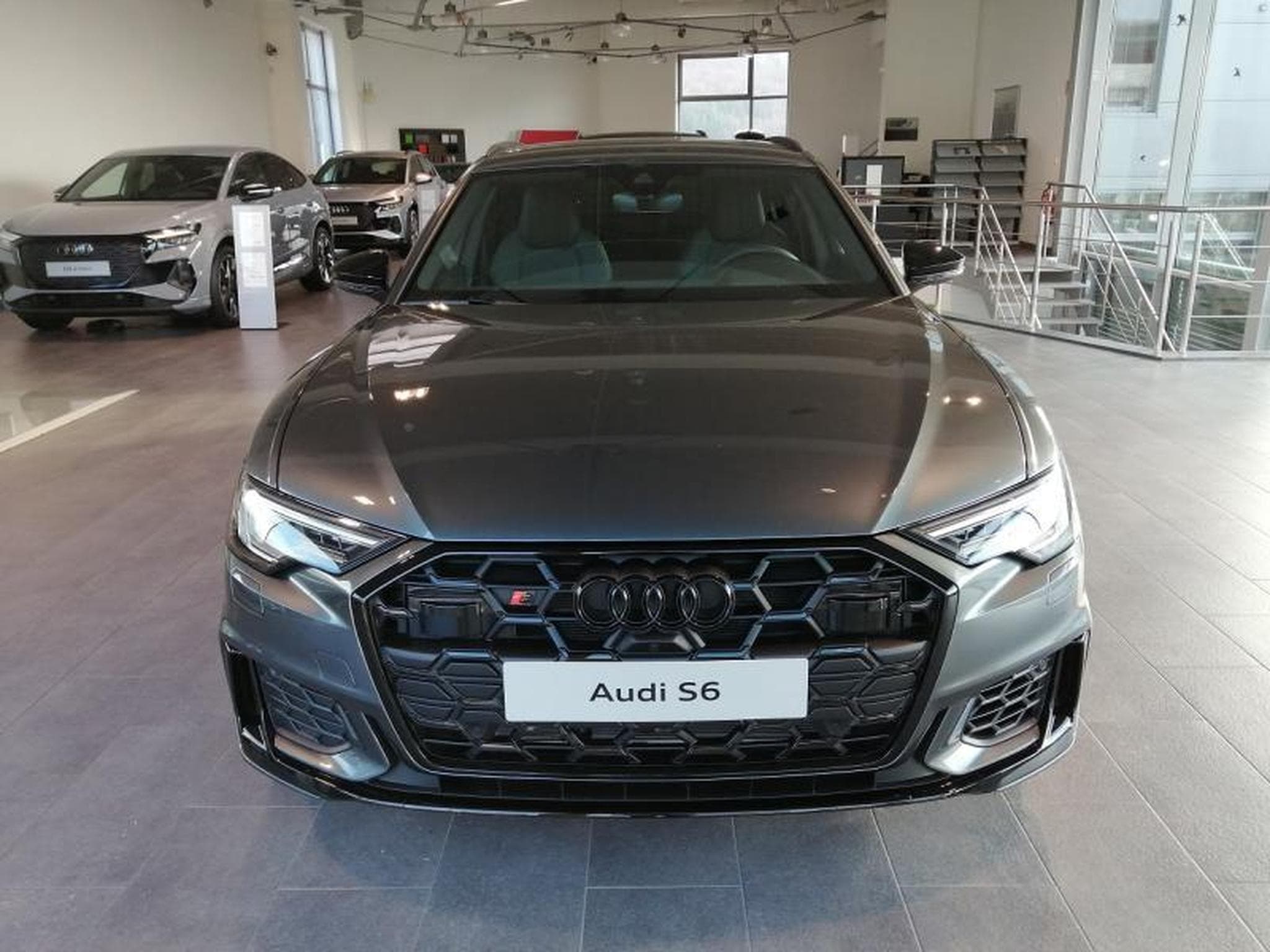 Audi S6 Avant TDI quattro tiptronic (2024) - Photo 3