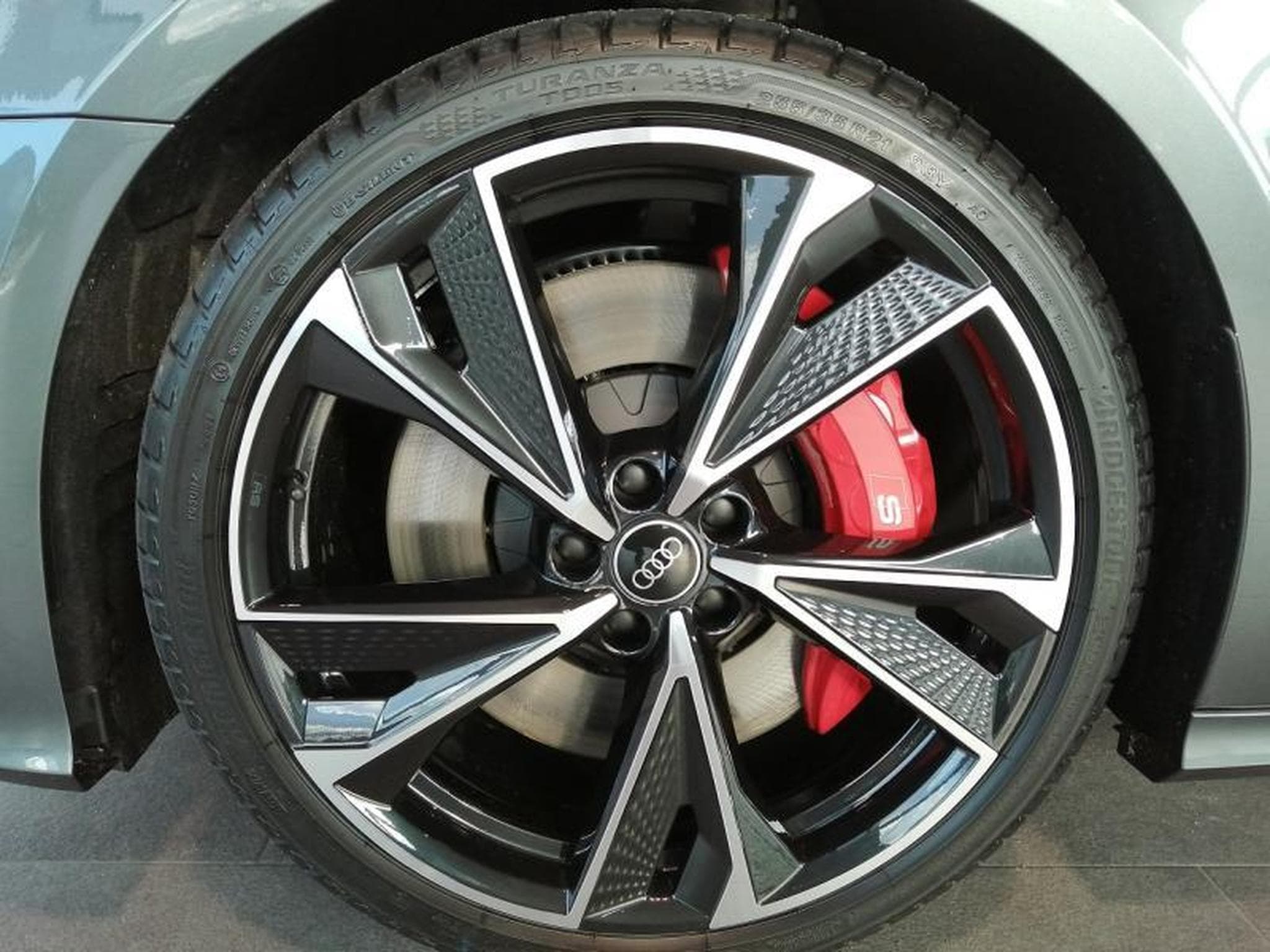 Audi S6 Avant TDI quattro tiptronic (2024) - Photo 7