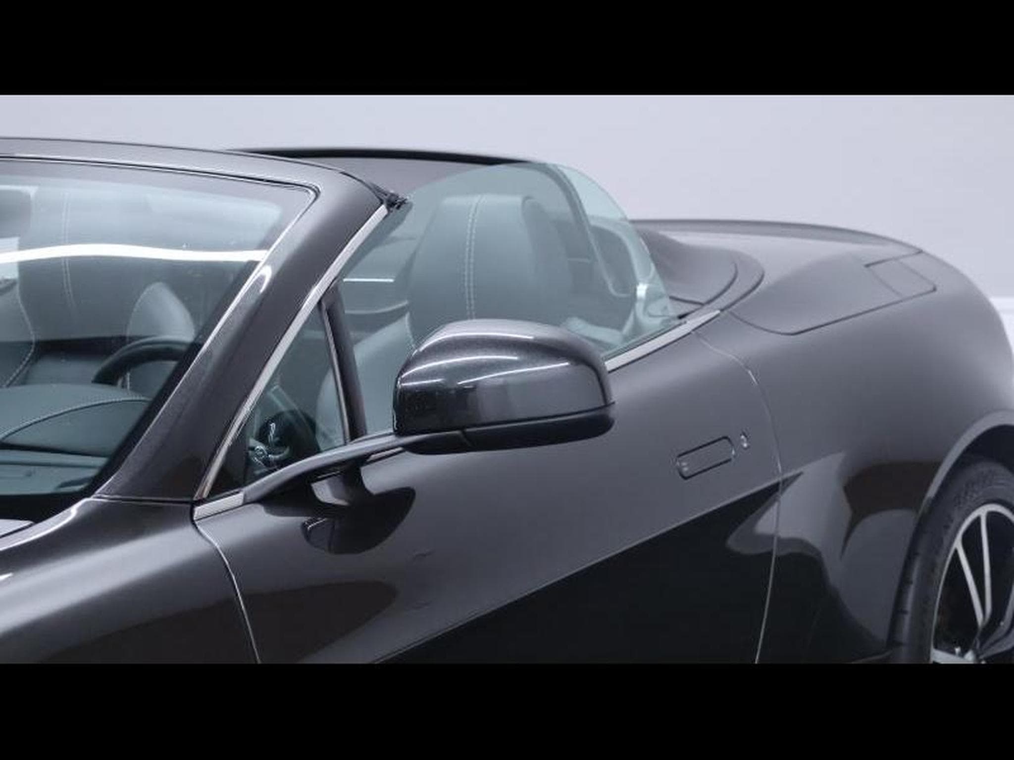 Aston-Martin V8 Vantage 4.7 S Roadster SP10 (2015) - Photo 18