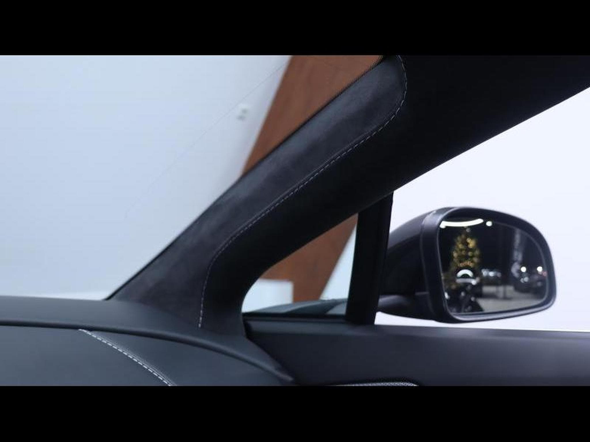 Aston-Martin V8 Vantage 4.7 S Roadster SP10 (2015) - Photo 32