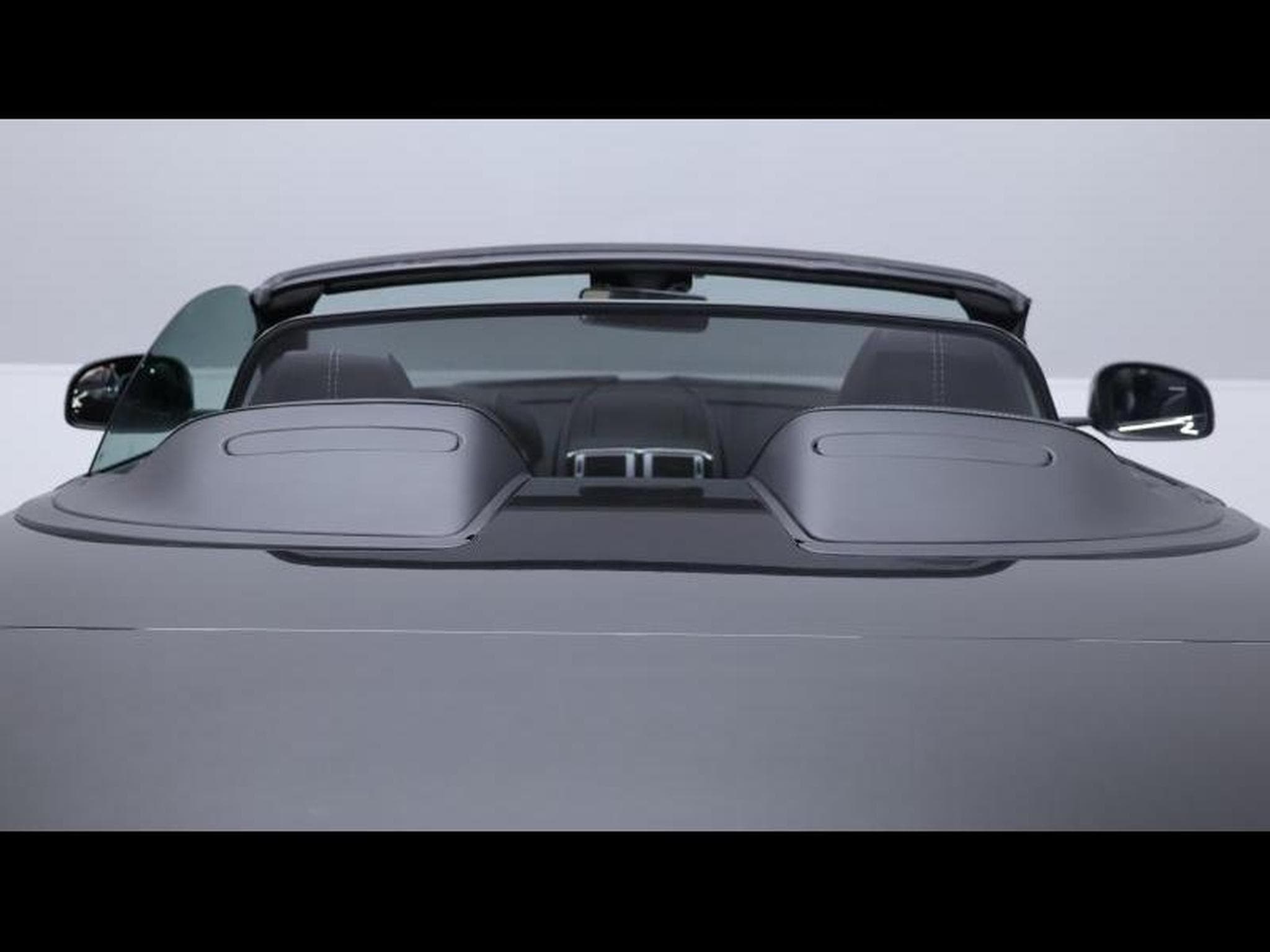 Aston-Martin V8 Vantage 4.7 S Roadster SP10 (2015) - Photo 34