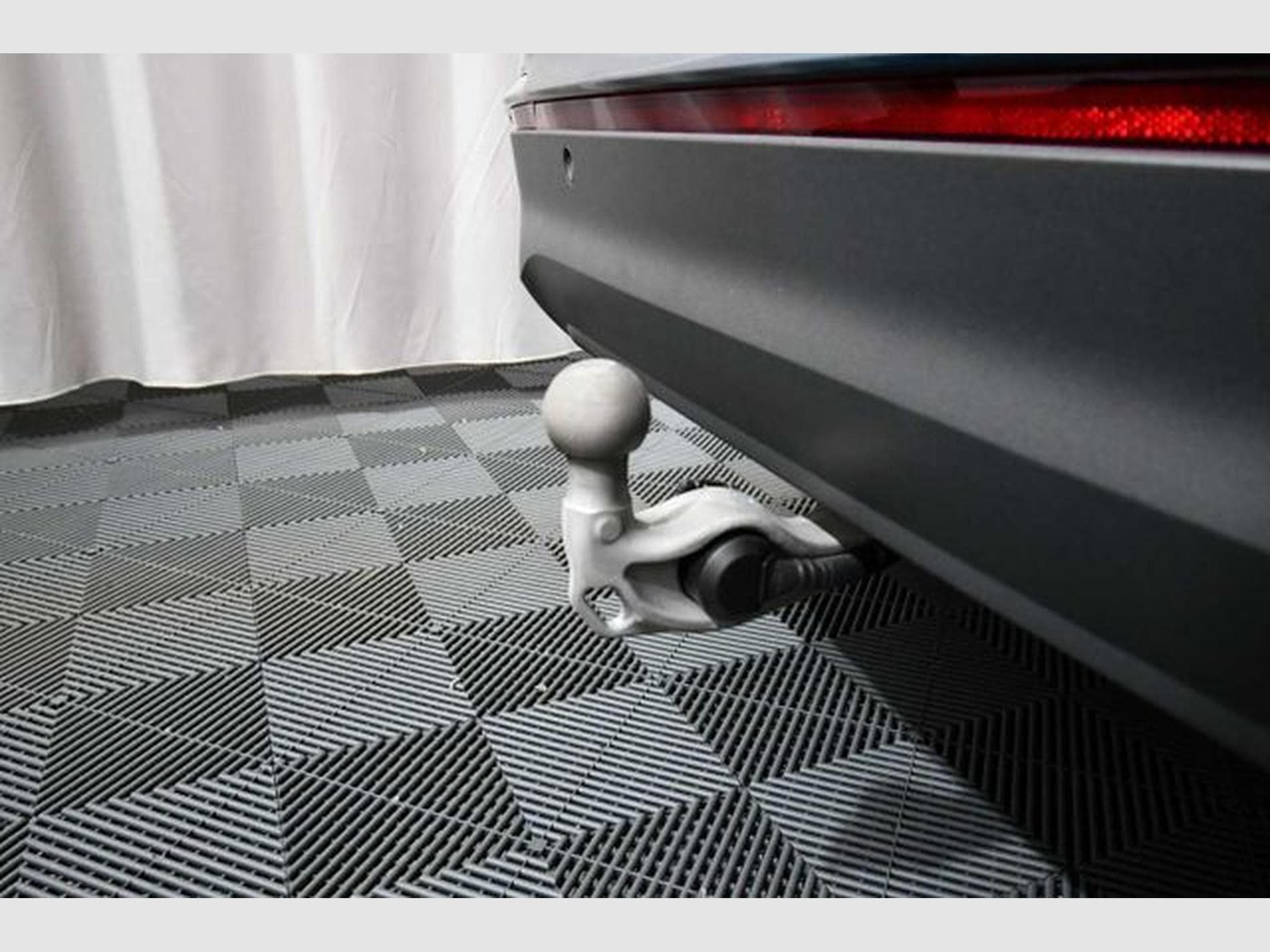 VW Tiguan Tiguan Plug-In-Hybrid 1.5 eHybrid OPF DSG Elegan (2025) - Foto 10