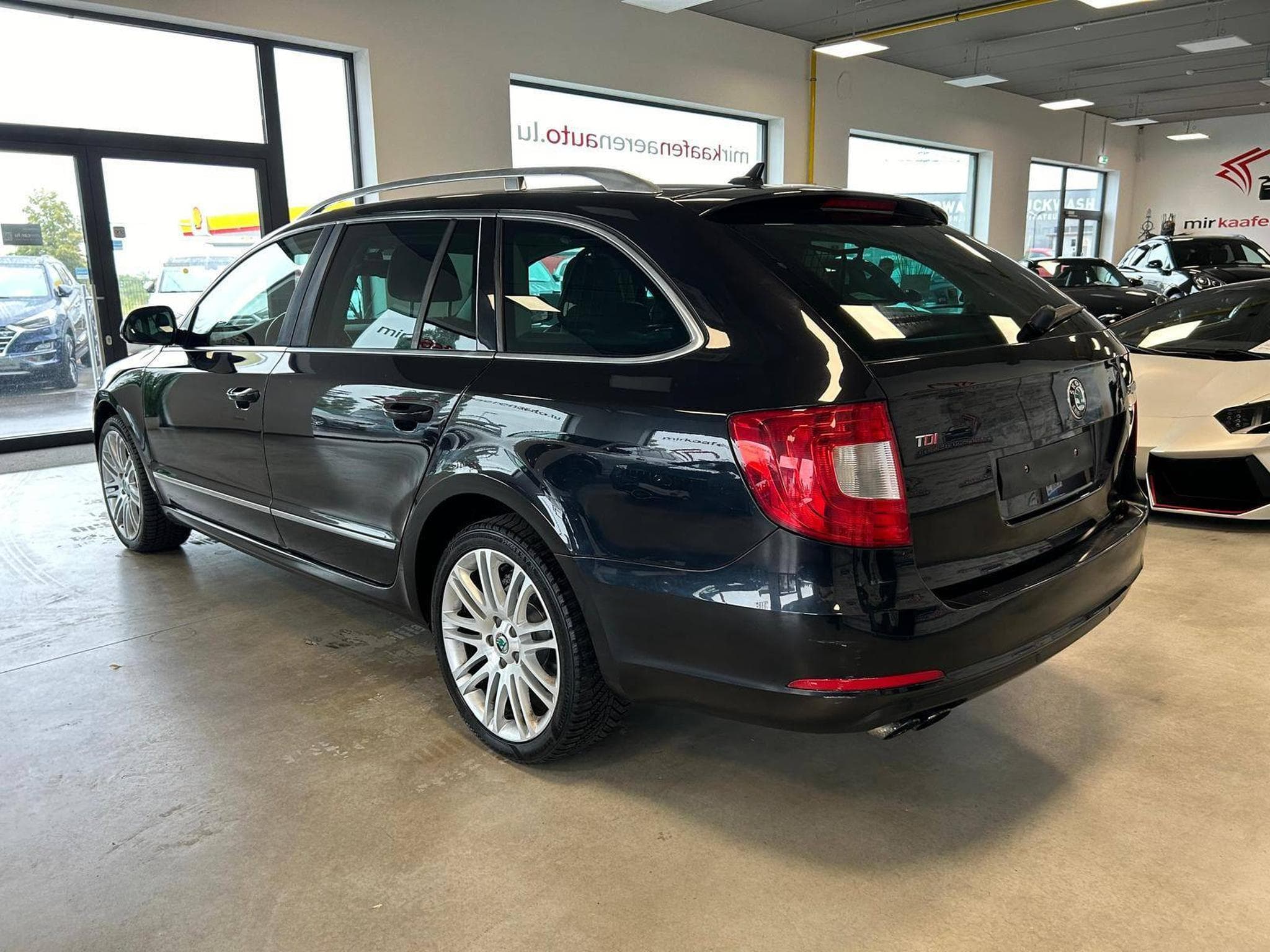 Skoda Superb Elegance (2012) - Photo 5