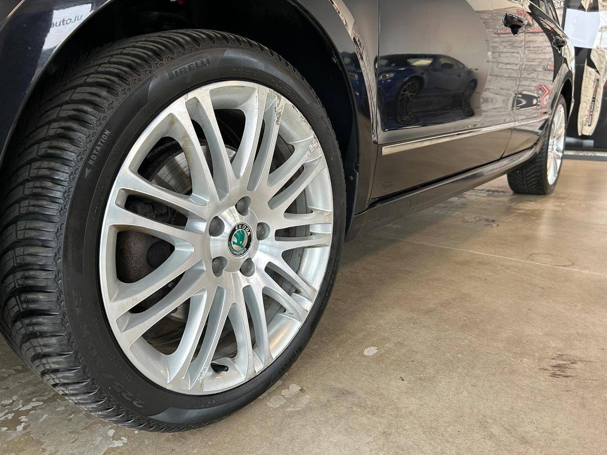 Skoda Superb Elegance (2012) - Photo 7