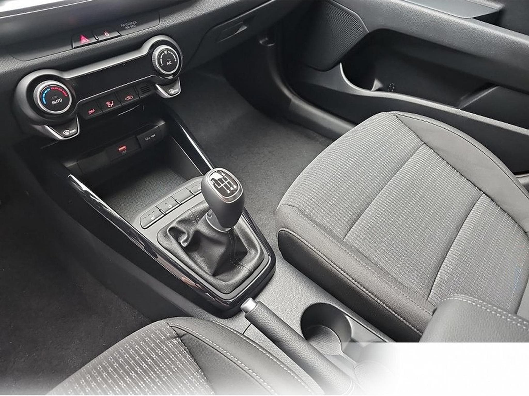 Kia Stonic (2026) - Foto 11