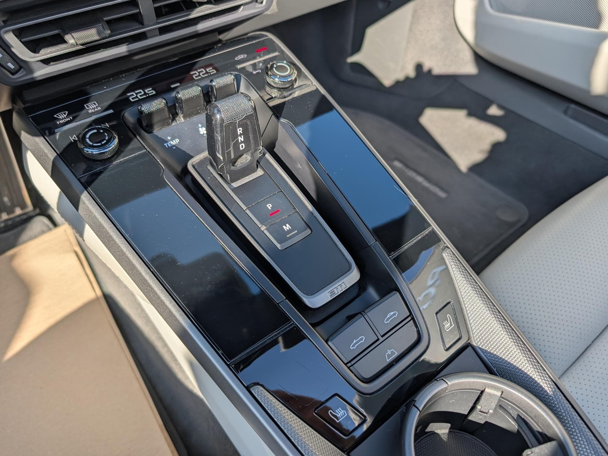 Porsche 911 992 Carrera Cabrio (2020) - Foto 15