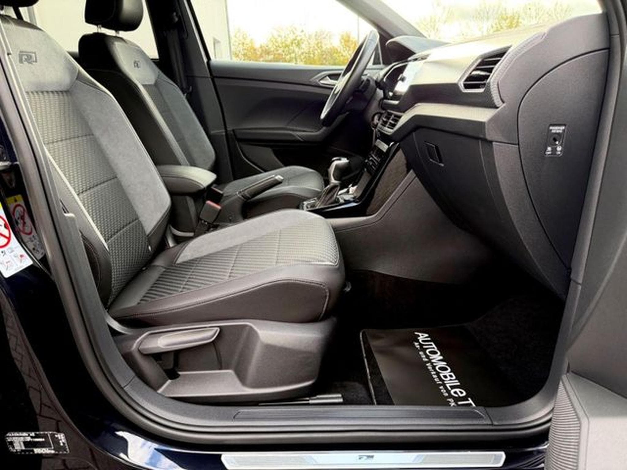 VW T-Cross T-Cross R Line /NAVI/LED/ACC/CAM/1.HAND/GARANTIE (2023) - Foto 12