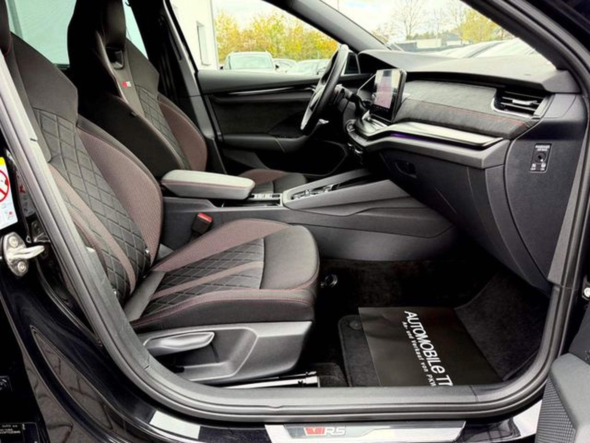 Skoda Octavia Octavia Combi RS 2.0 TDI DSG/ LED/ACC/CAM/1.HAND (2022) - Photo 13