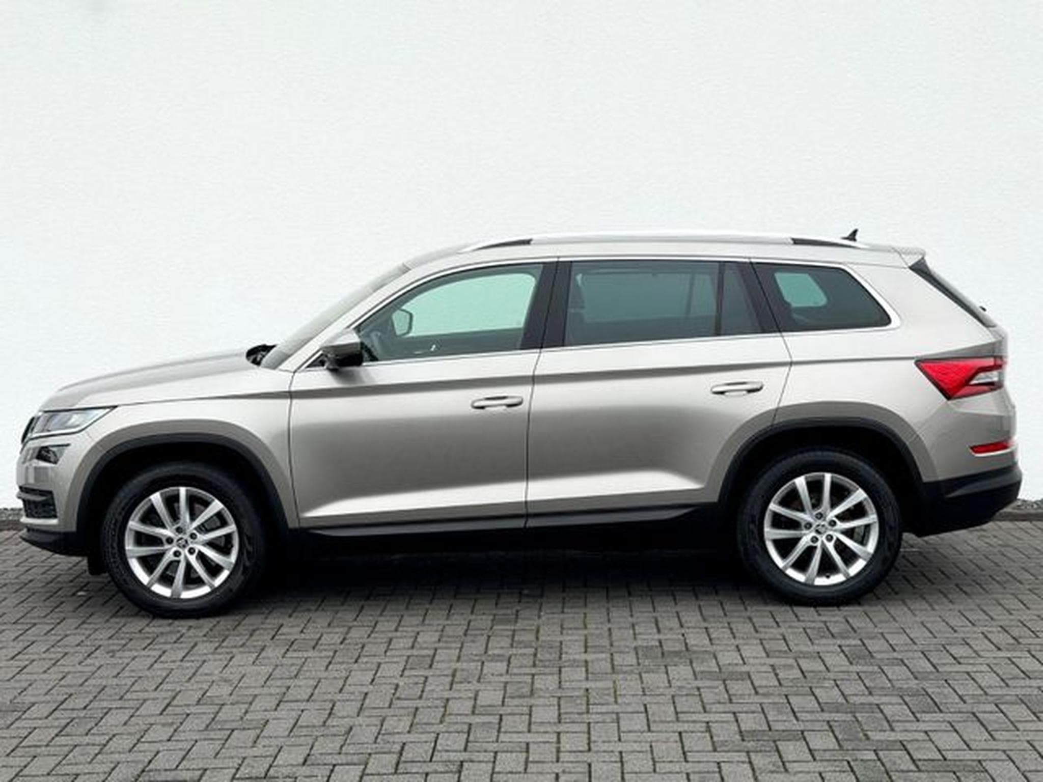Skoda Kodiaq Kodiaq 2.0 TSI 4x4 DSG  /NAVI/LED/ACC/CAM°360/ (2018) - Photo 7