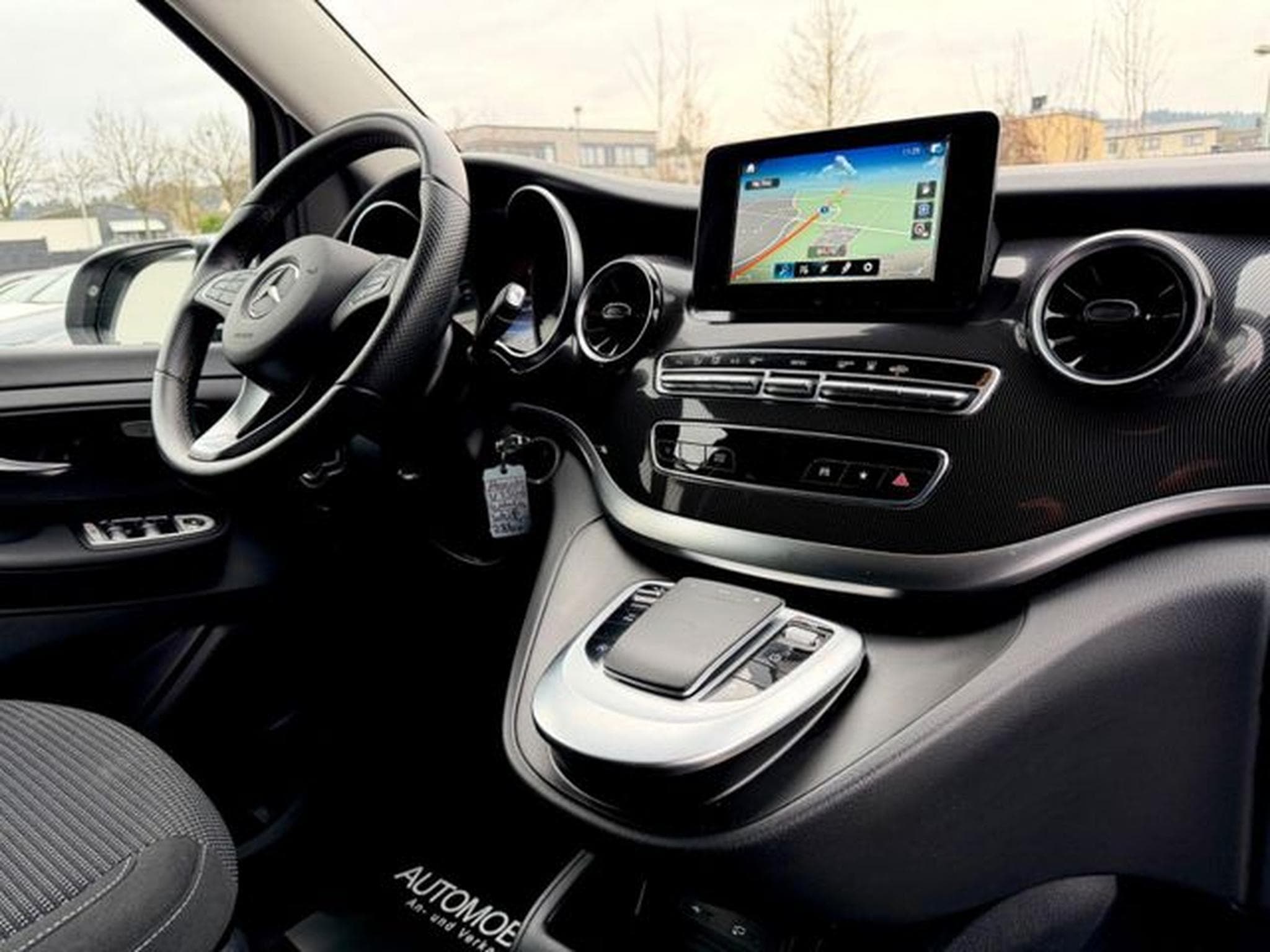 Mercedes V V 250d 4MATIC lang /NAVI/LED/AHK/CAM/GARANTIE/ (2021) - Photo 11