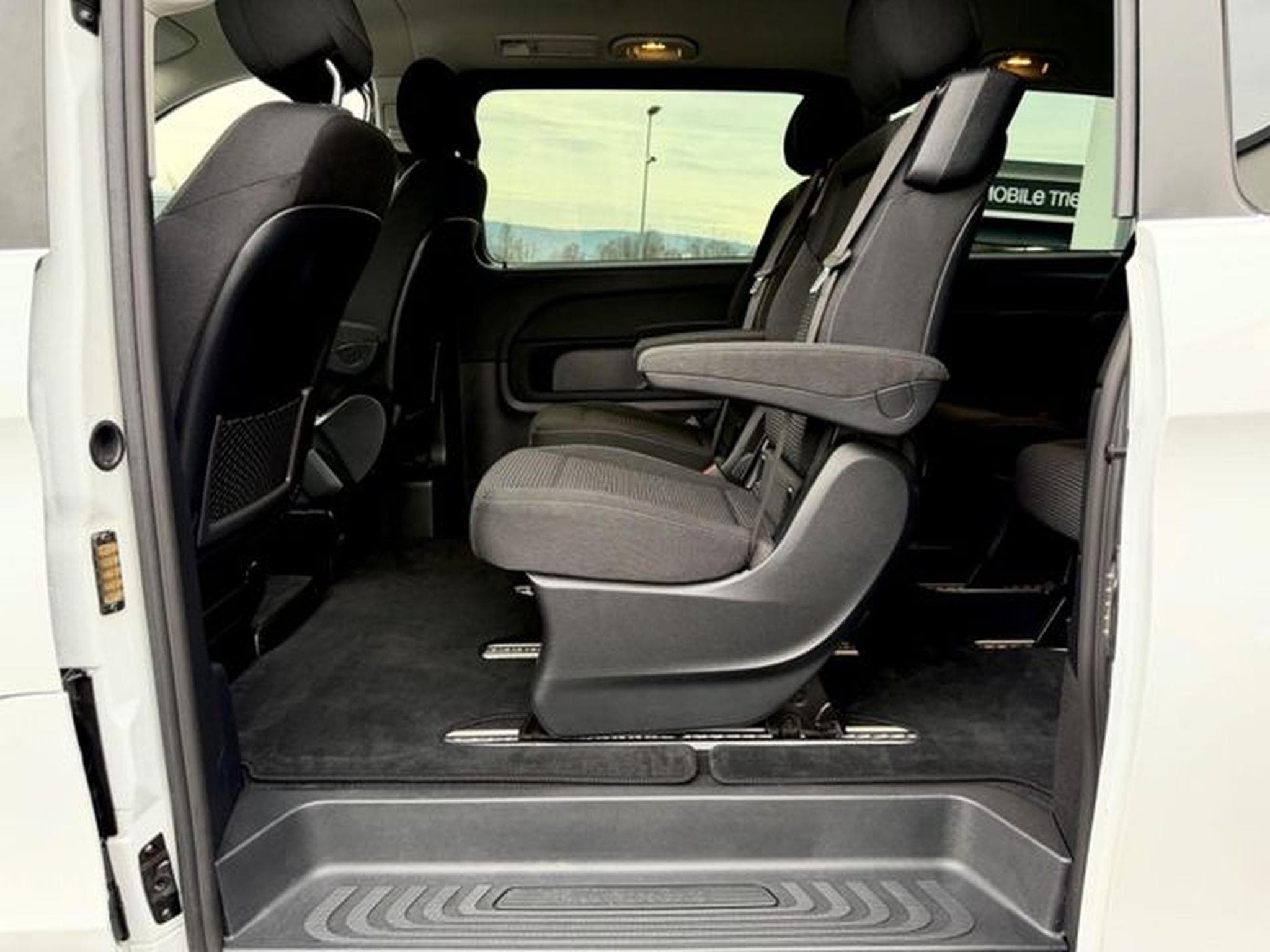 Mercedes V V 250d 4MATIC lang /NAVI/LED/AHK/CAM/GARANTIE/ (2021) - Photo 13