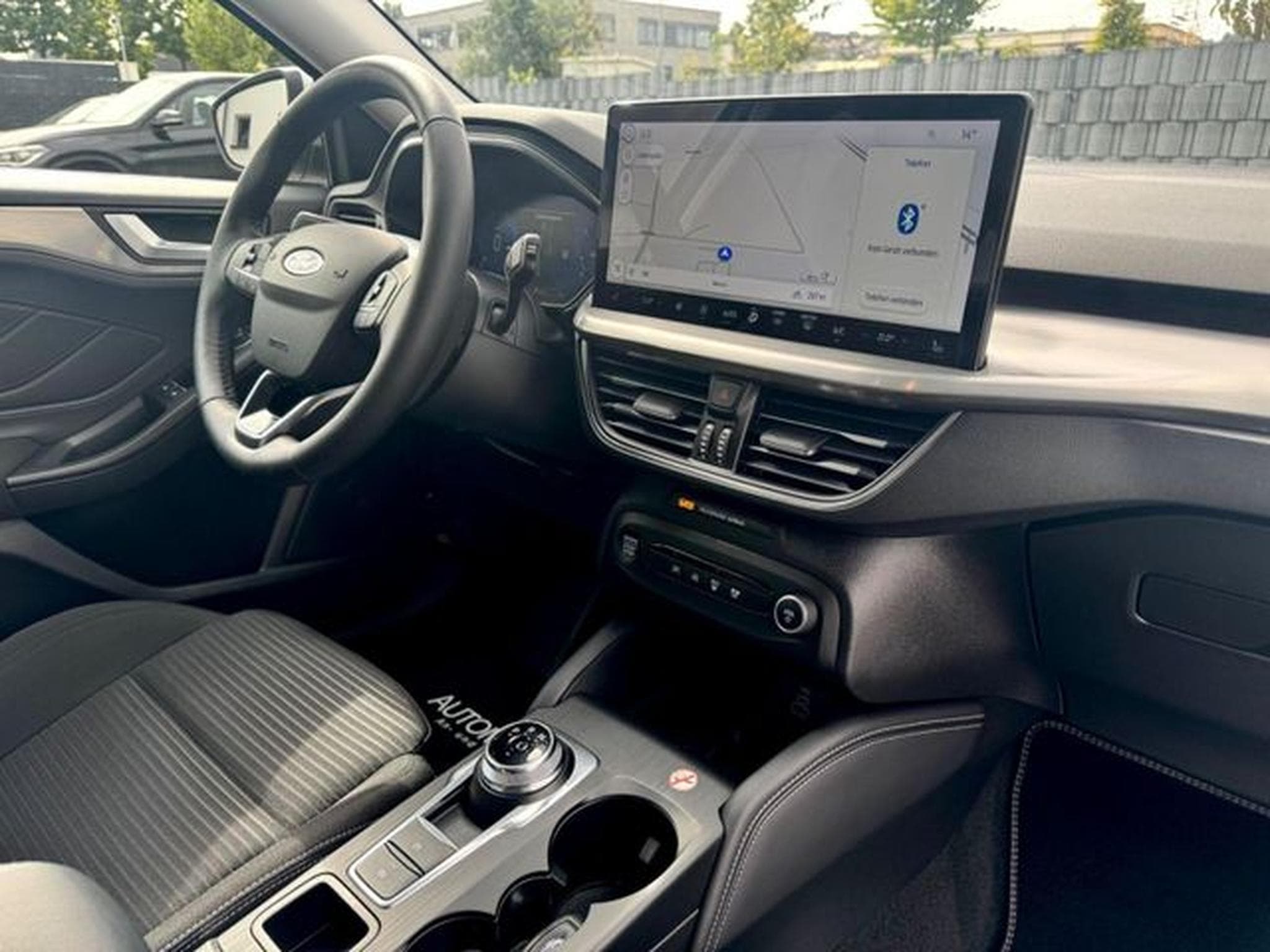 Ford Focus Focus Turnier Titanium X 1.5 TDCI /NAVI/LED/CAM/ (2023) - Foto 12