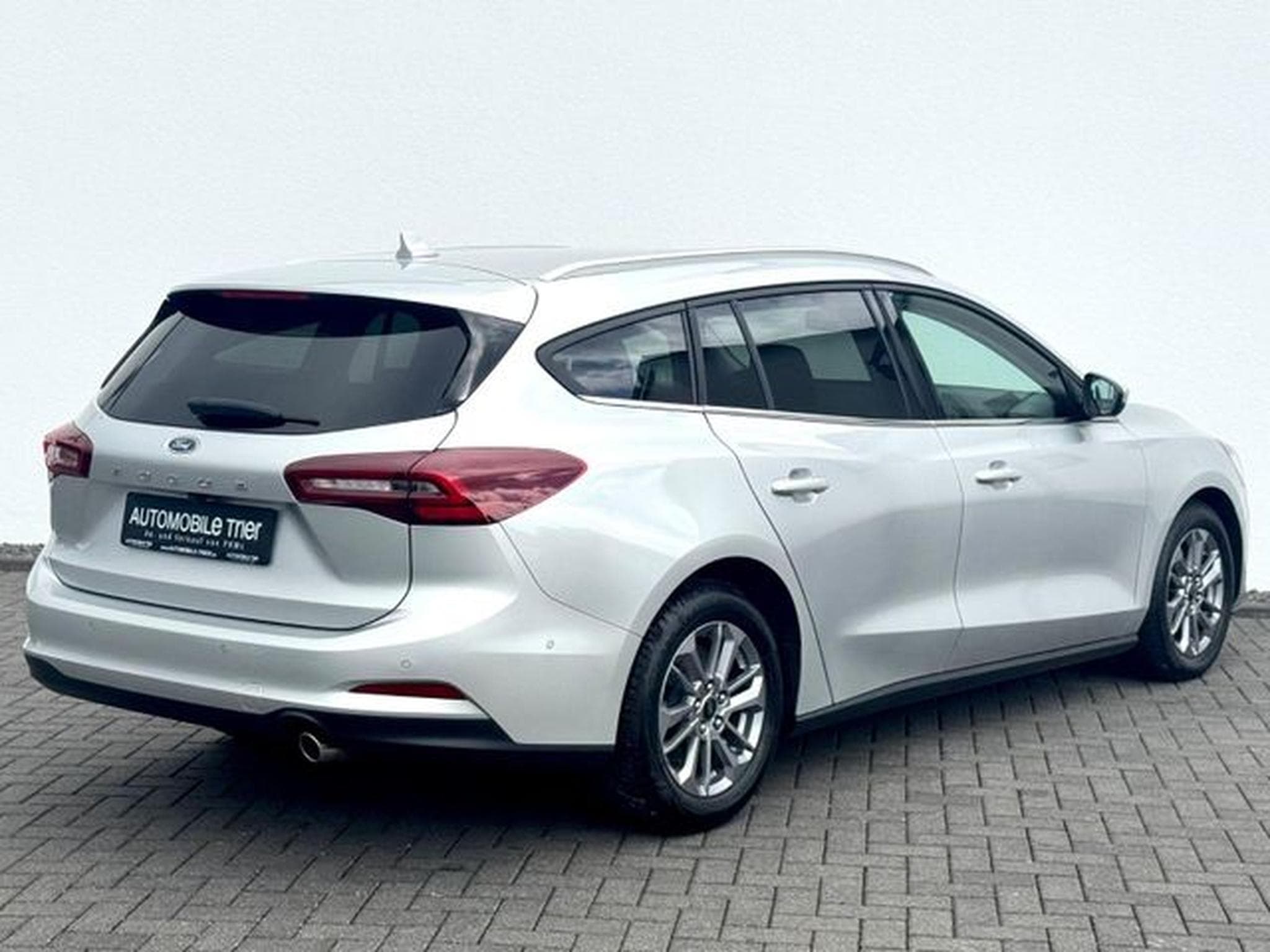 Ford Focus Focus Turnier Titanium X 1.5 TDCI /NAVI/LED/CAM/ (2023) - Foto 5