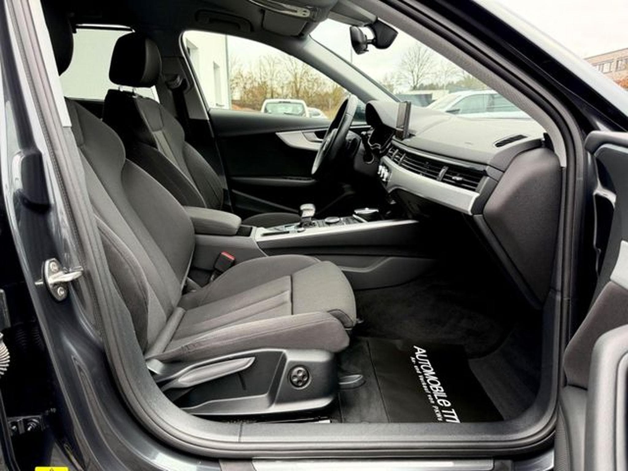 Audi A4 A4 Avant sport 2.0 TFSI /NAVI/LED/AHK/GARANTIE/ (2018) - Foto 12