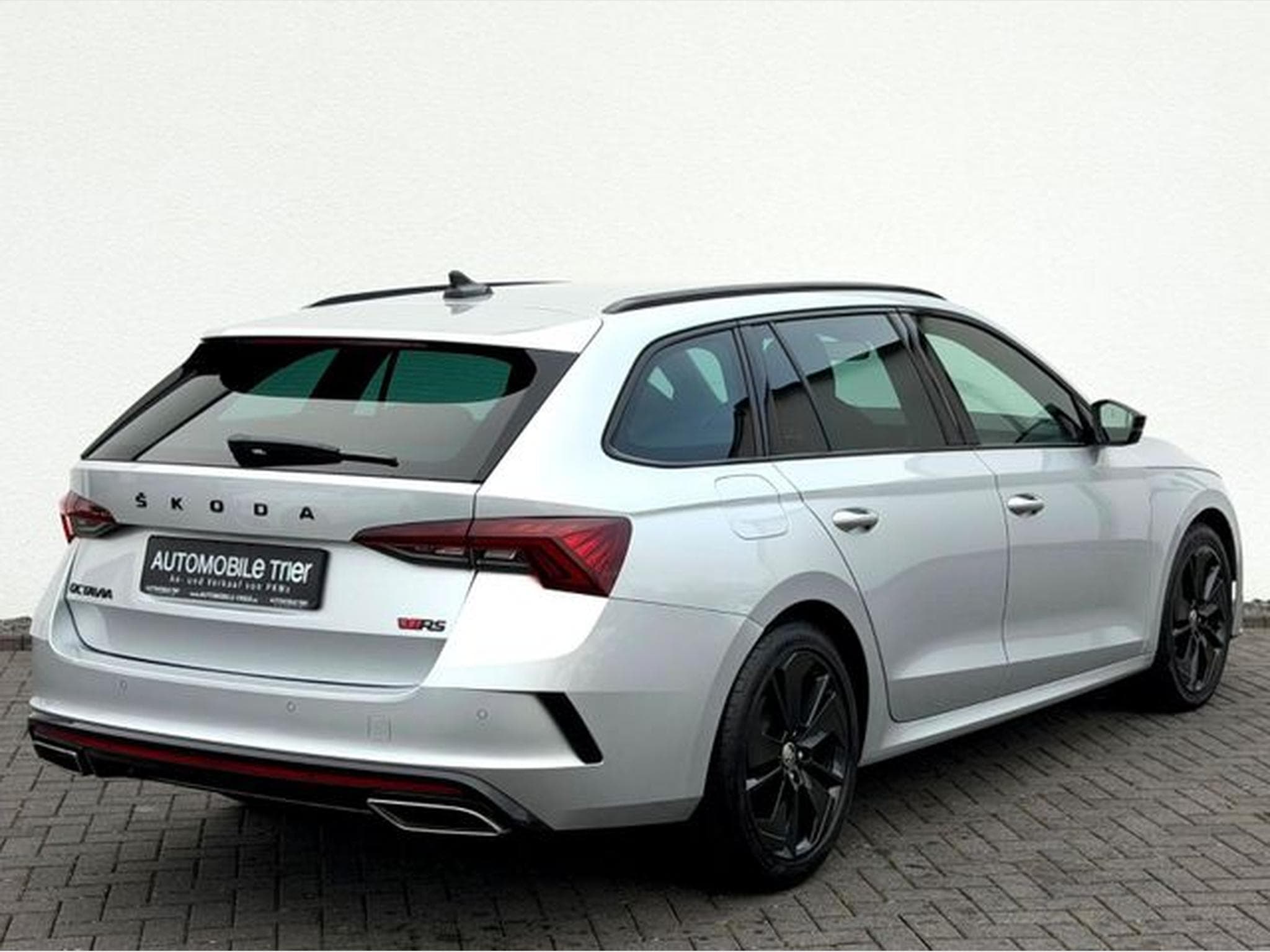 Skoda Octavia Octavia Combi RS 2.0 TDI DSG /NAVI/LED/HUD/AHK/ (2022) - Photo 5