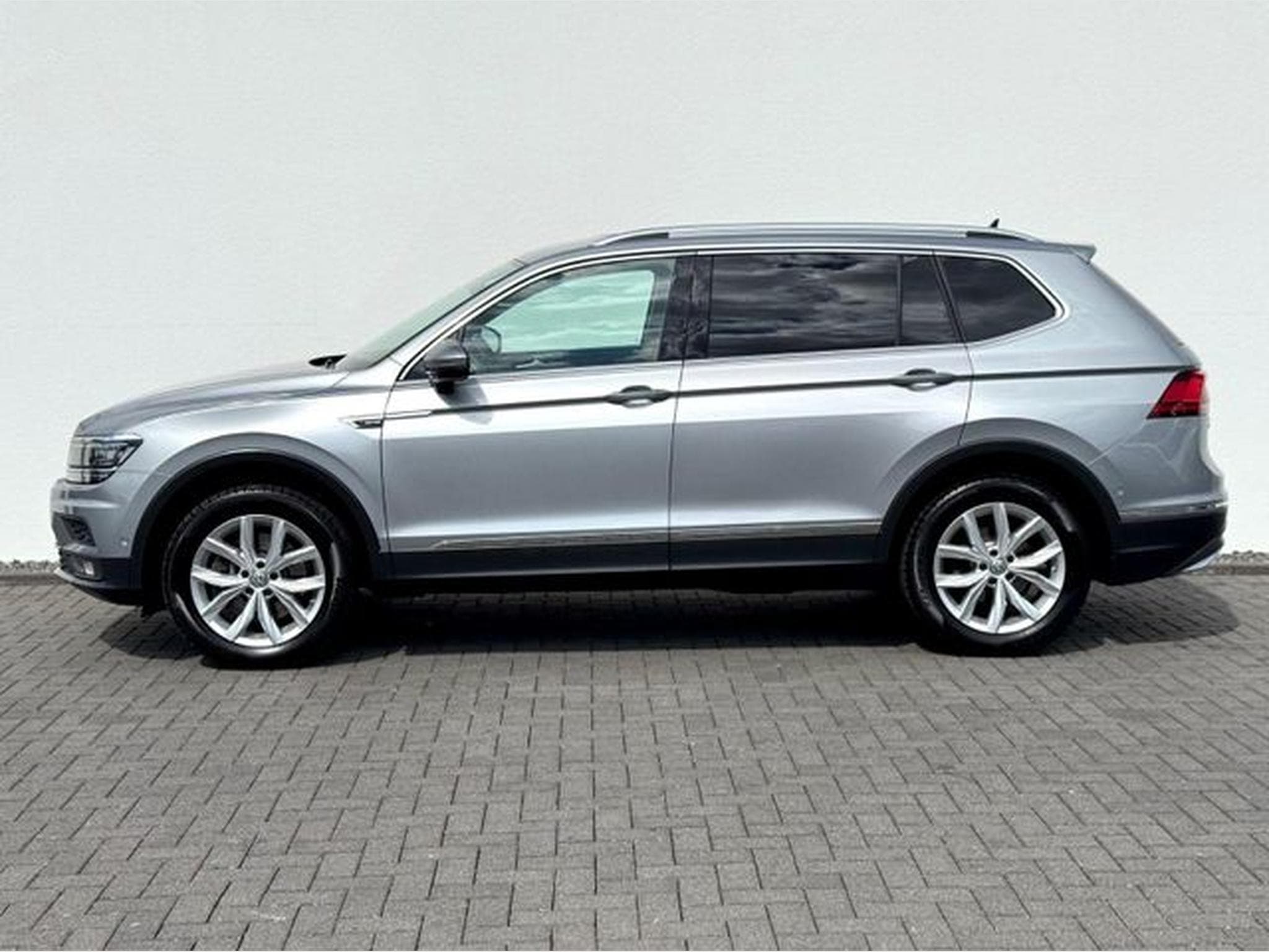 VW Tiguan Tiguan Allspace Highline 2.0 TSI 4Motion (2019) - Photo 8