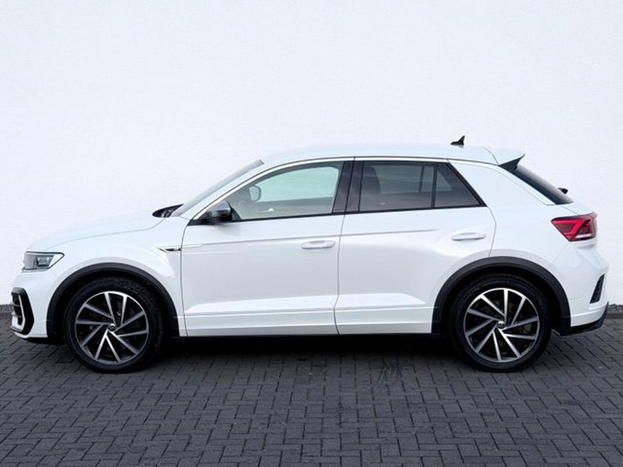 VW T-Roc T-Roc R  2.0 TSI DSG 4Motion /NAVI/LED/ACC/CAM/ (2022) - Foto 8
